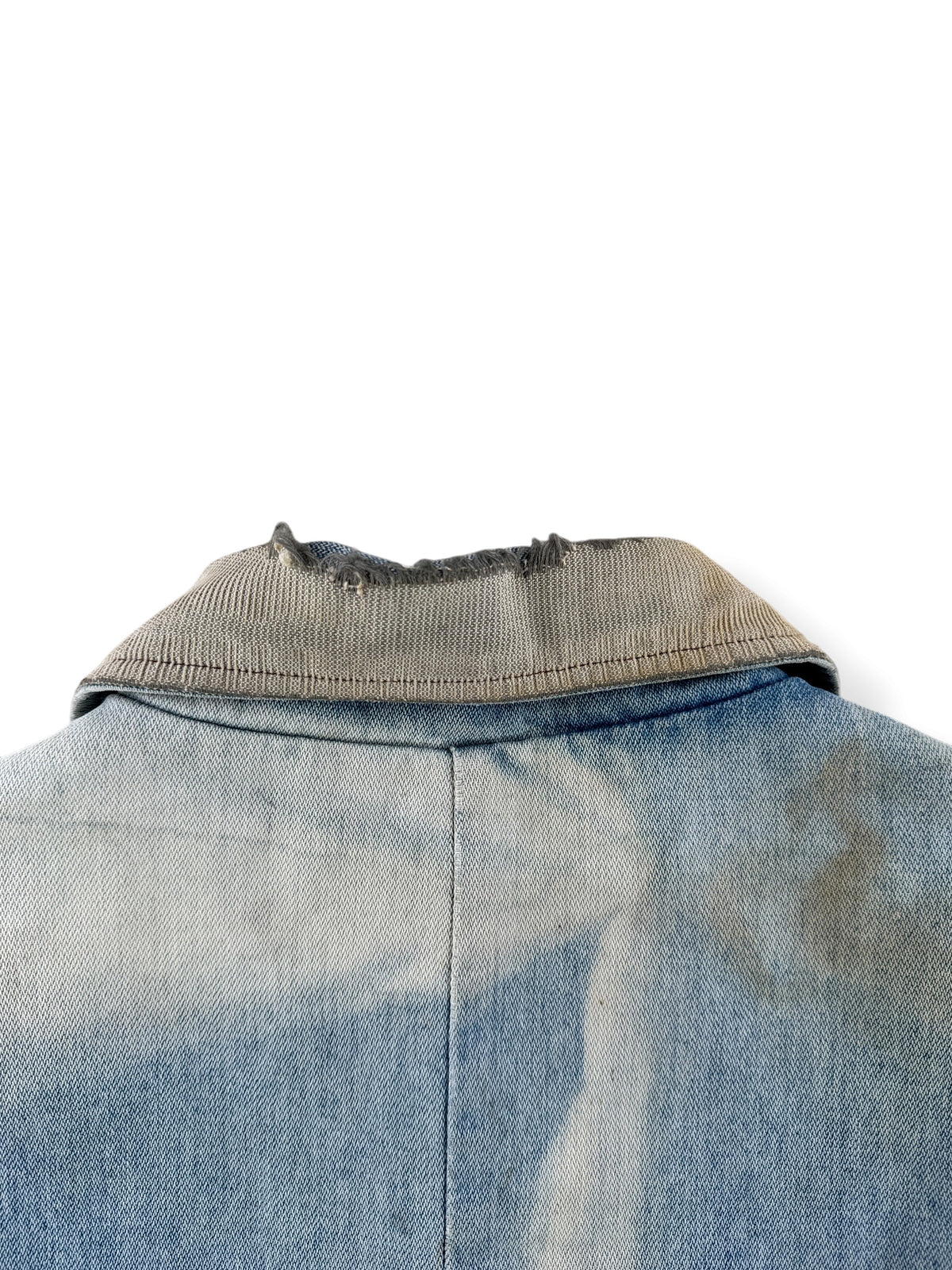 Ware on back of collar on Vintage 70s Faded Key Denim Jacket SZ L