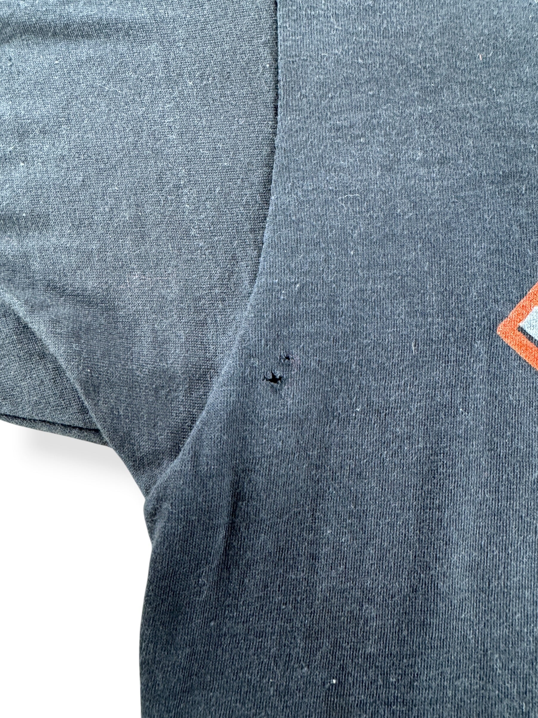 Holes on Vintage Harley Davidson Service School Milwaukee Tee SZ M (Fits S)