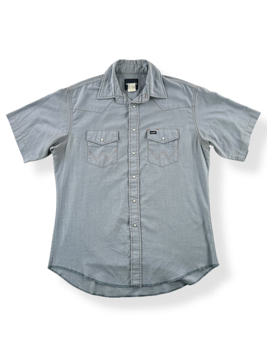Front of Vintage Wrangler Short Sleeve Pearlsnap SZ L
