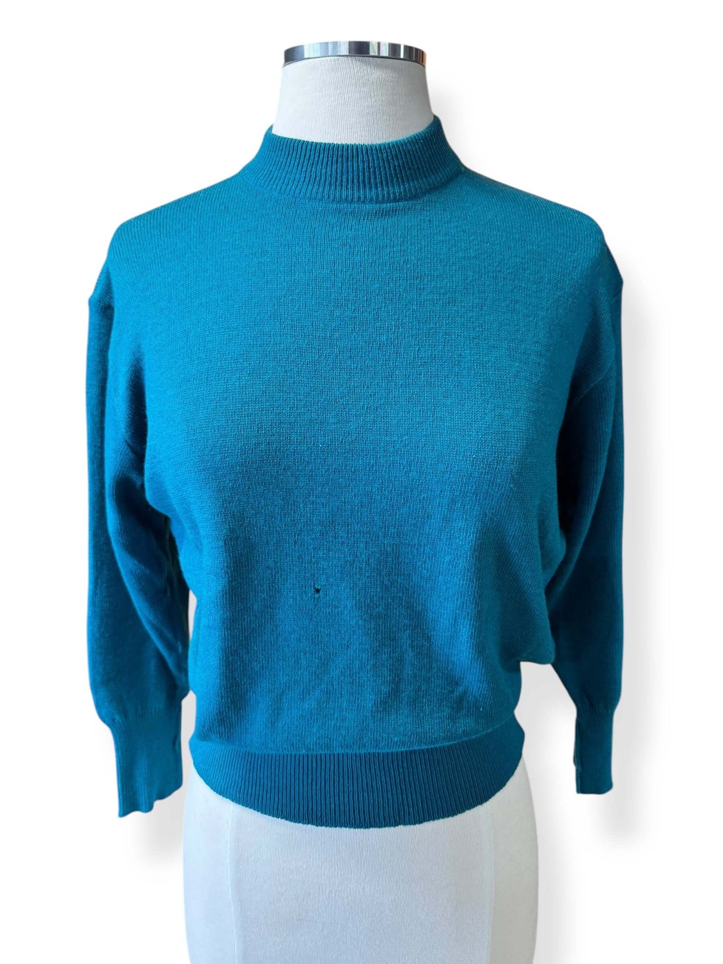 Front view of 1950s Jantzen Sweater M