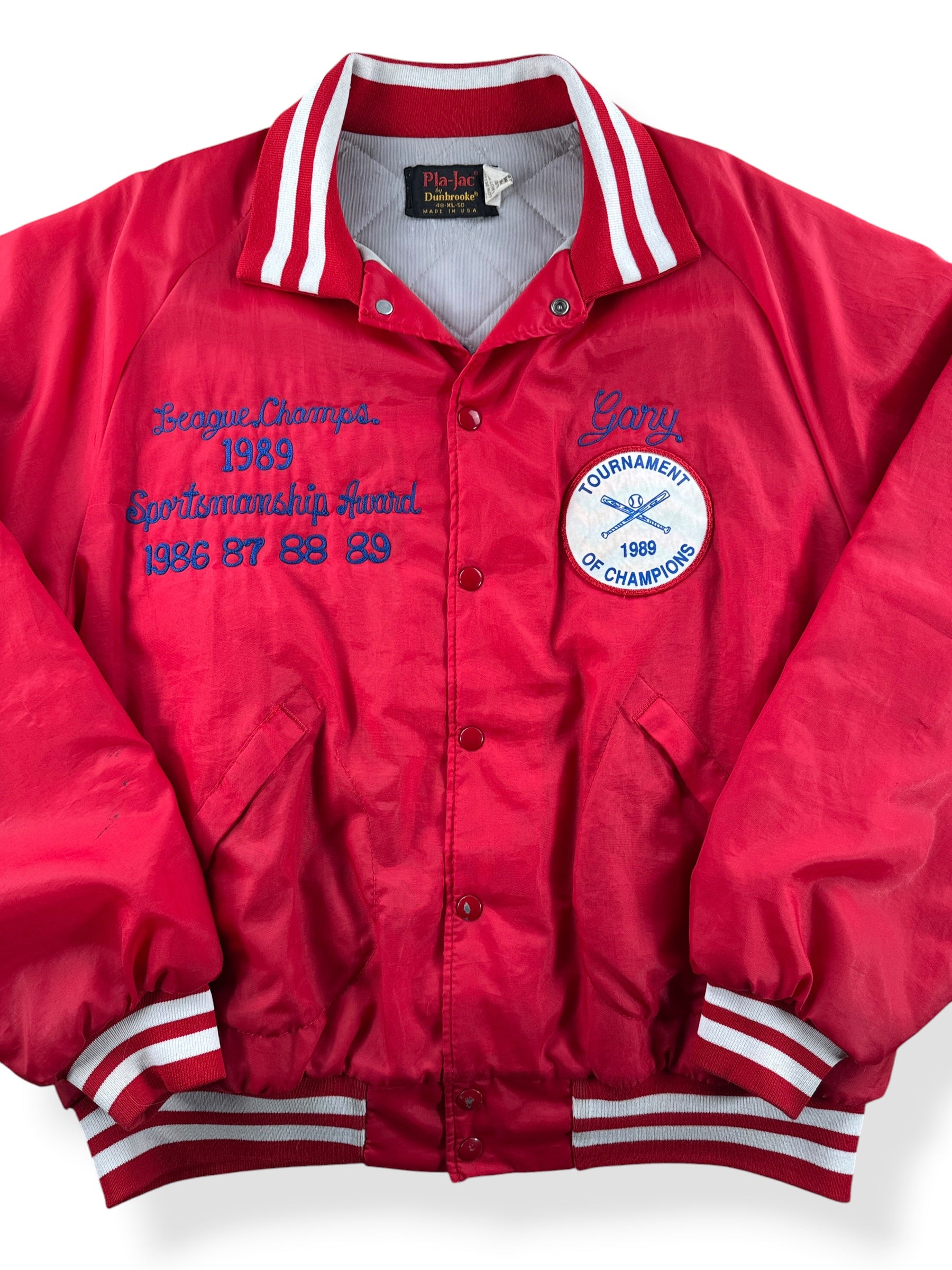 Close-up of Vintage Ballard Oil Vikings Chain Stitch Coaches Jacket SZ XL