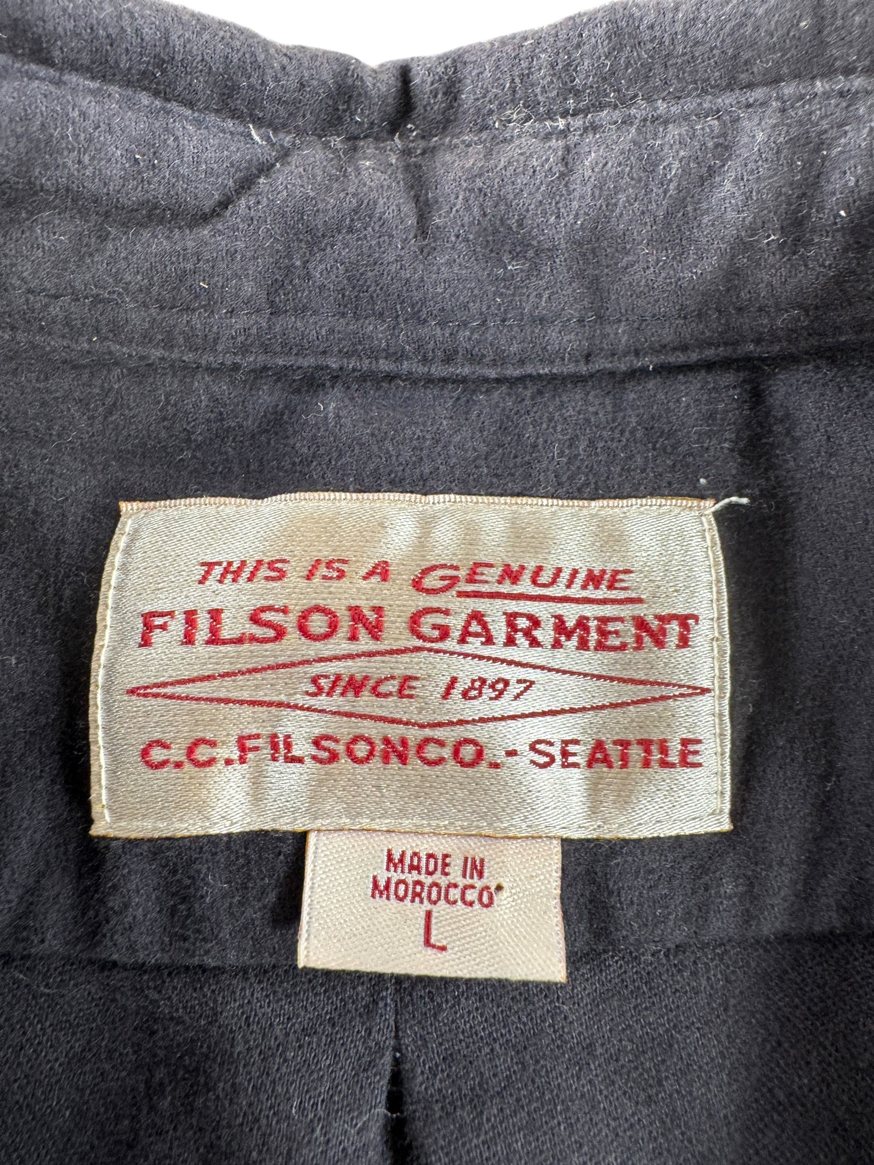 Label on Filson Moleskin Alaska Guide Shirt SZ L - AS IS