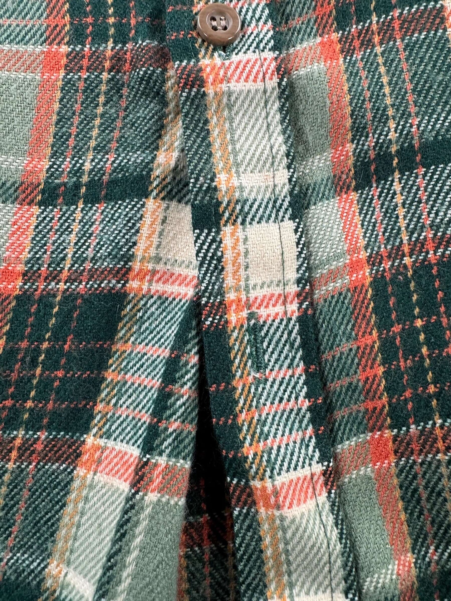 Missing Button on Vintage 100% Acrylic Sears Flannel SZ L Tall AS IS