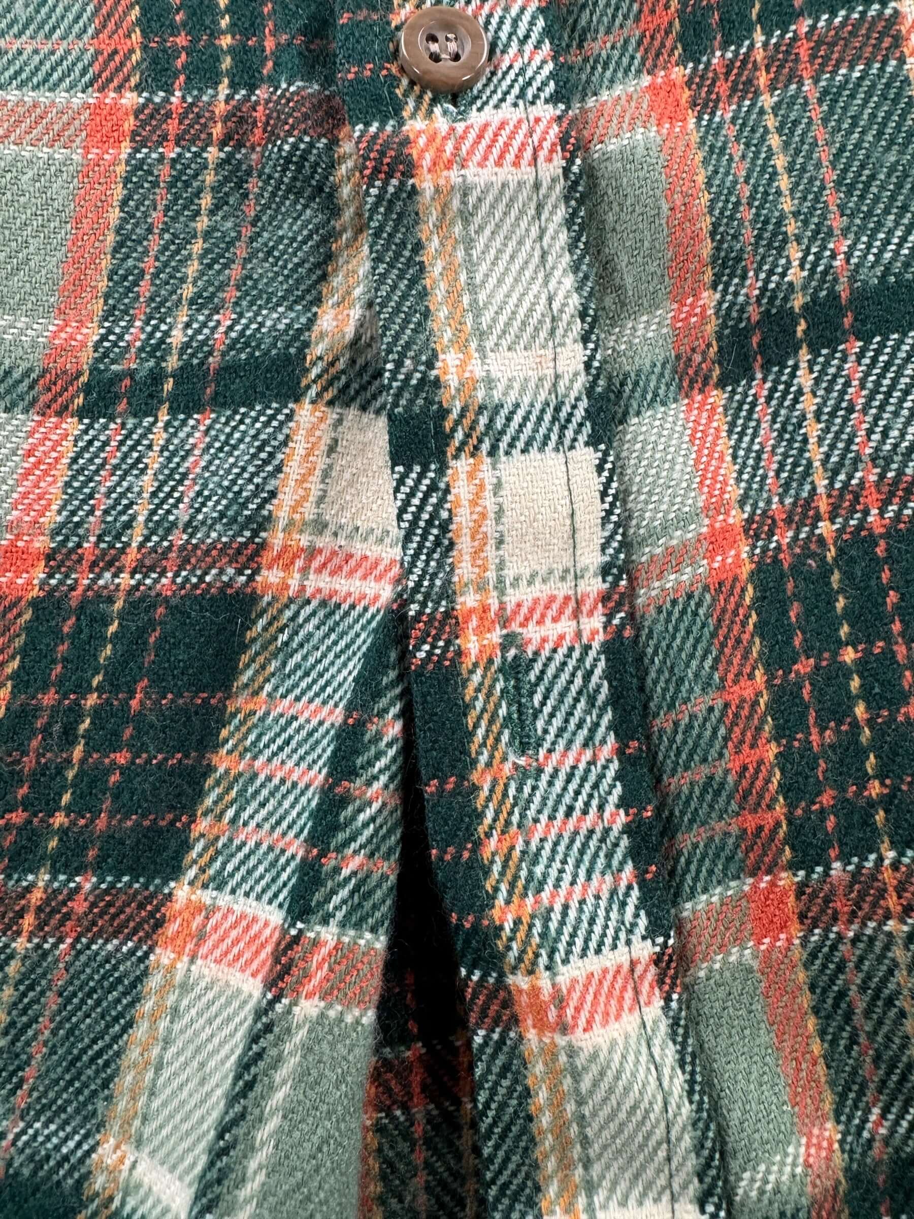 Missing Button on Vintage 100% Acrylic Sears Flannel SZ L Tall AS IS