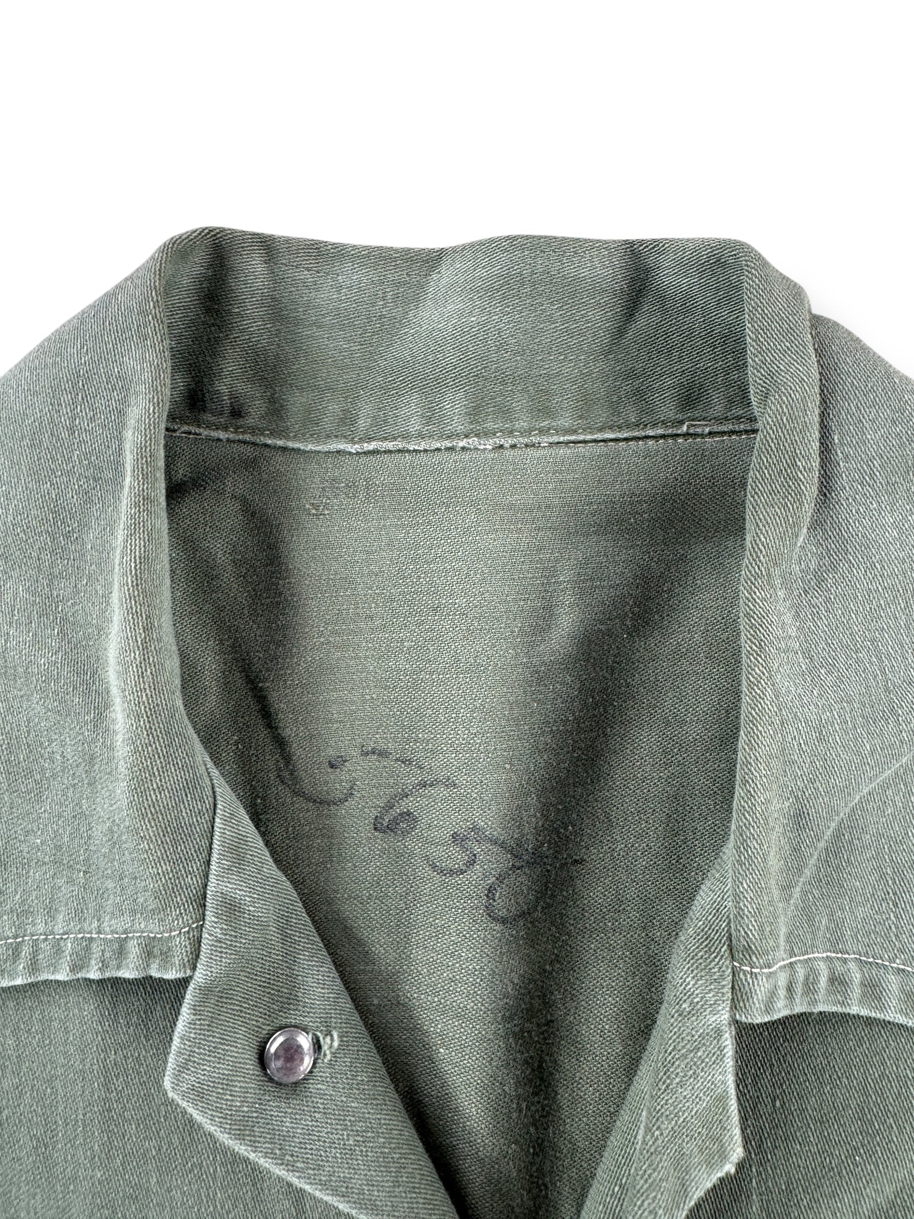 Missing Tag on Vintage 13 Star Military Top SZ M