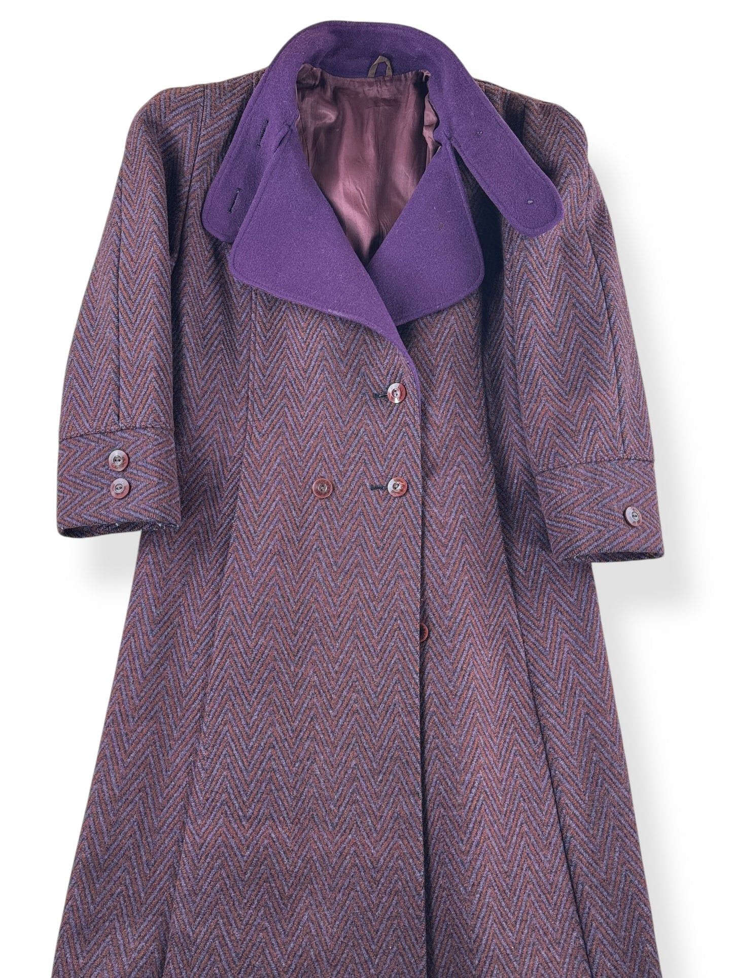 Front Close Up of Vintage 70s Russian Wool Coat SZ L