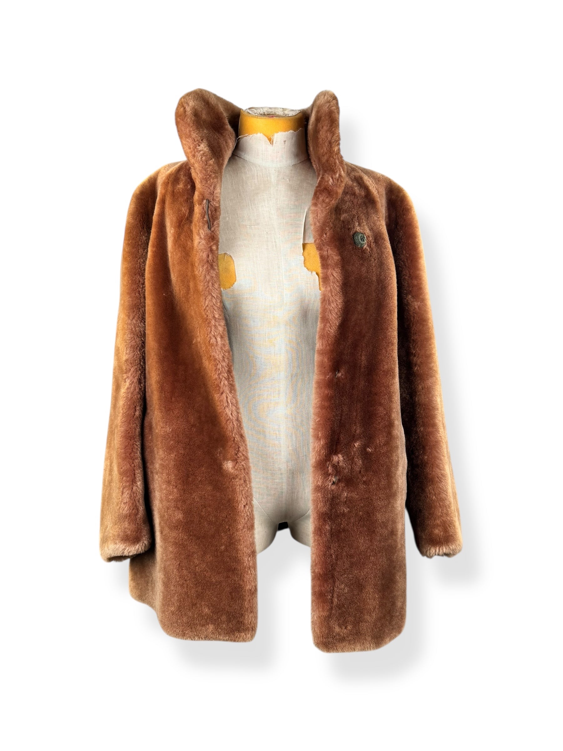 Open of 1940s Hazel Bergedson Mouton Fur Coat L