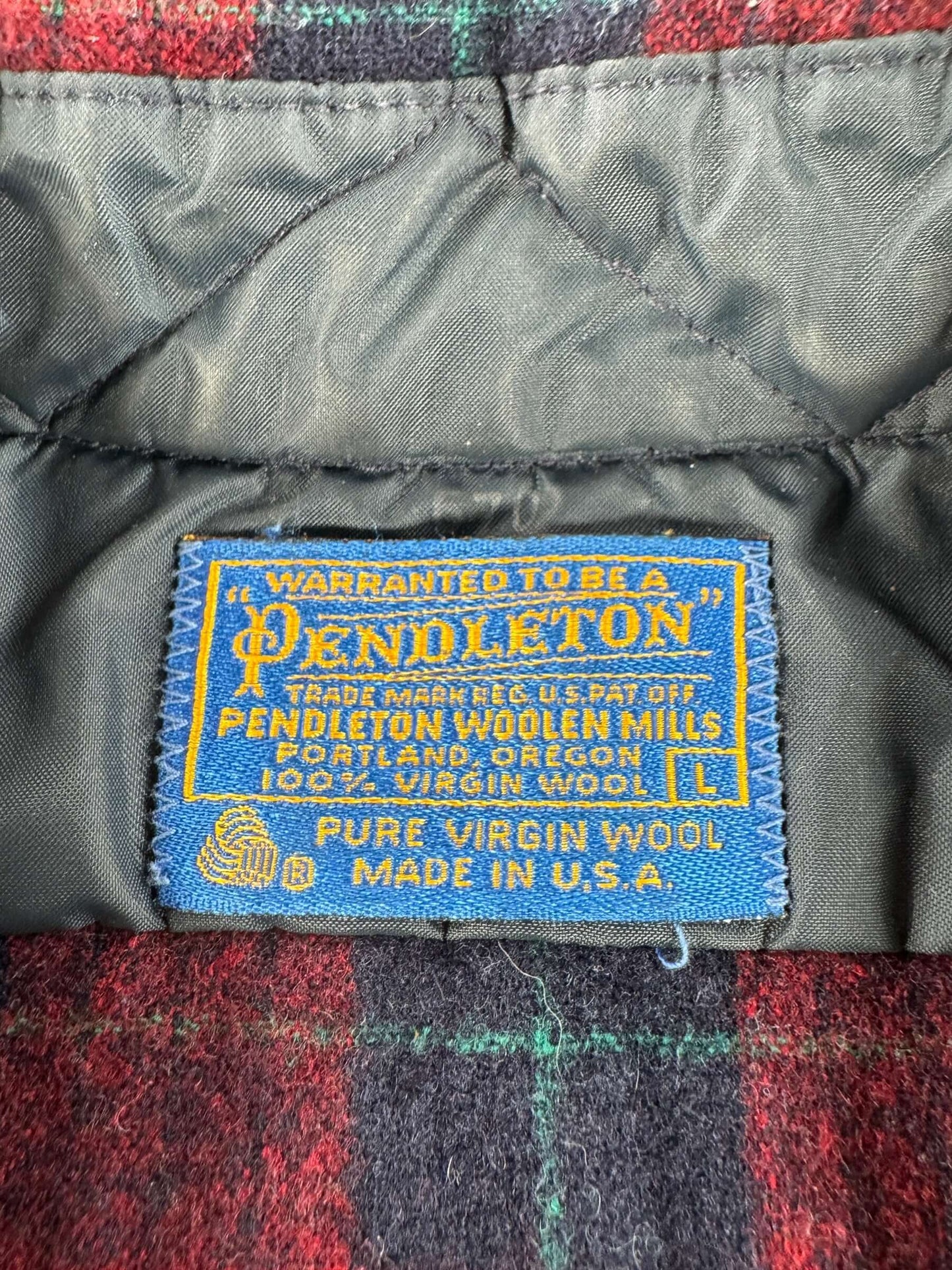 Label on Vintage Red & Navy Pendleton Flannel SZ L
