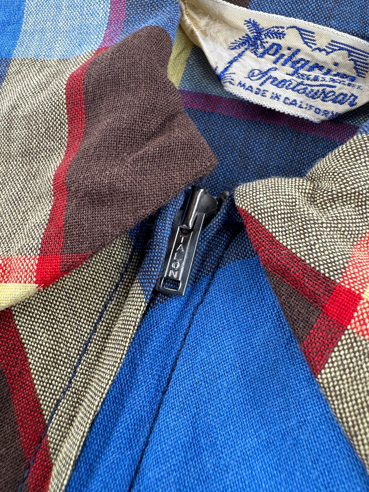 Zipper on Vintage 50s Pilgrim Plaid Rayon Gaucho Shirt SZ M