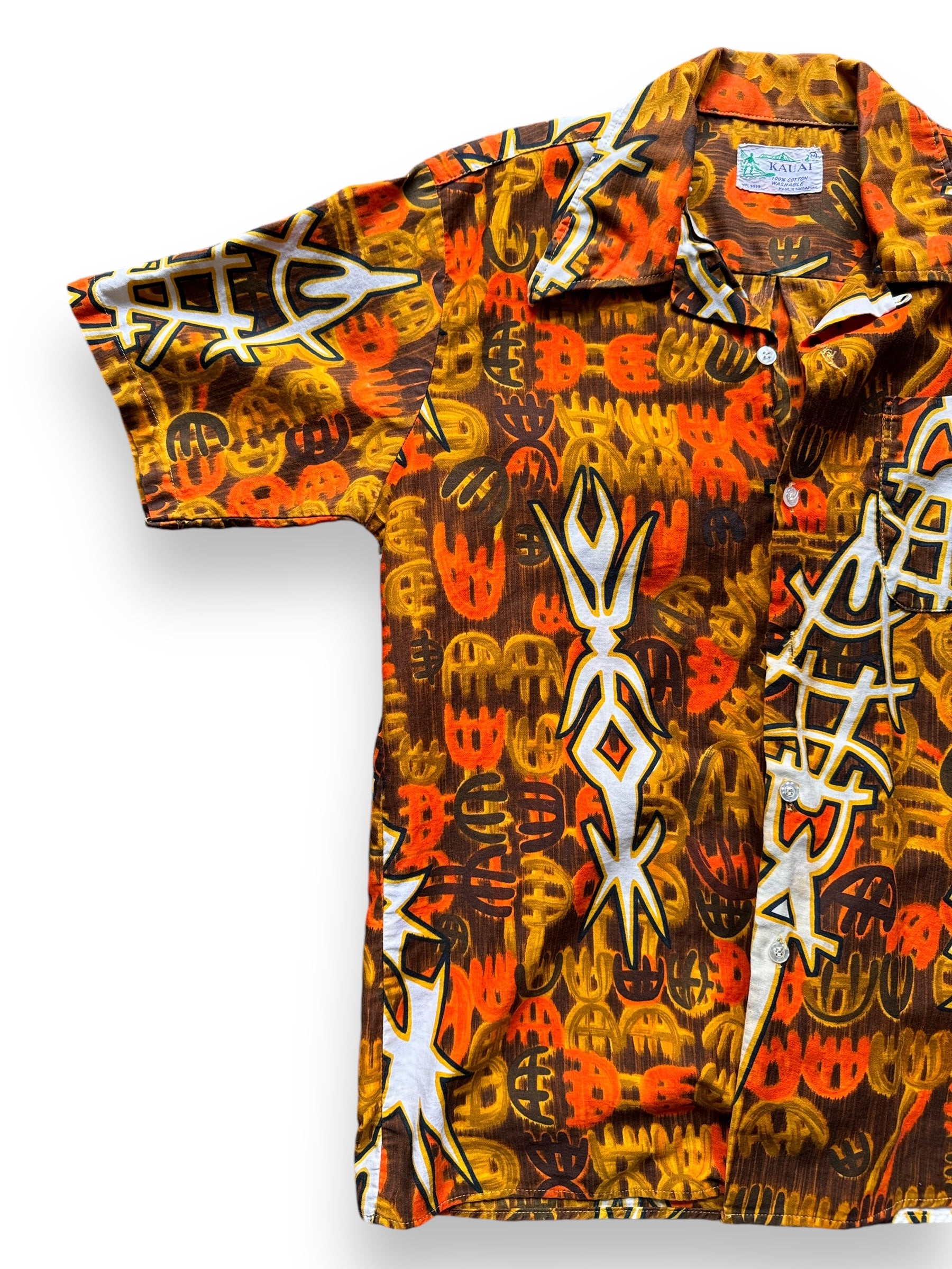 front right of Vintage Kauai Orange Aloha Shirt SZ M