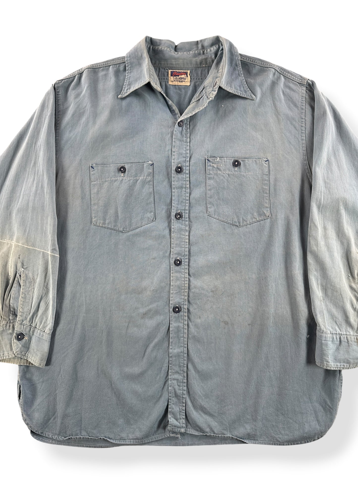 Front Close Up of Vintage 40s Super Pioneer Work Shirt SZ XL