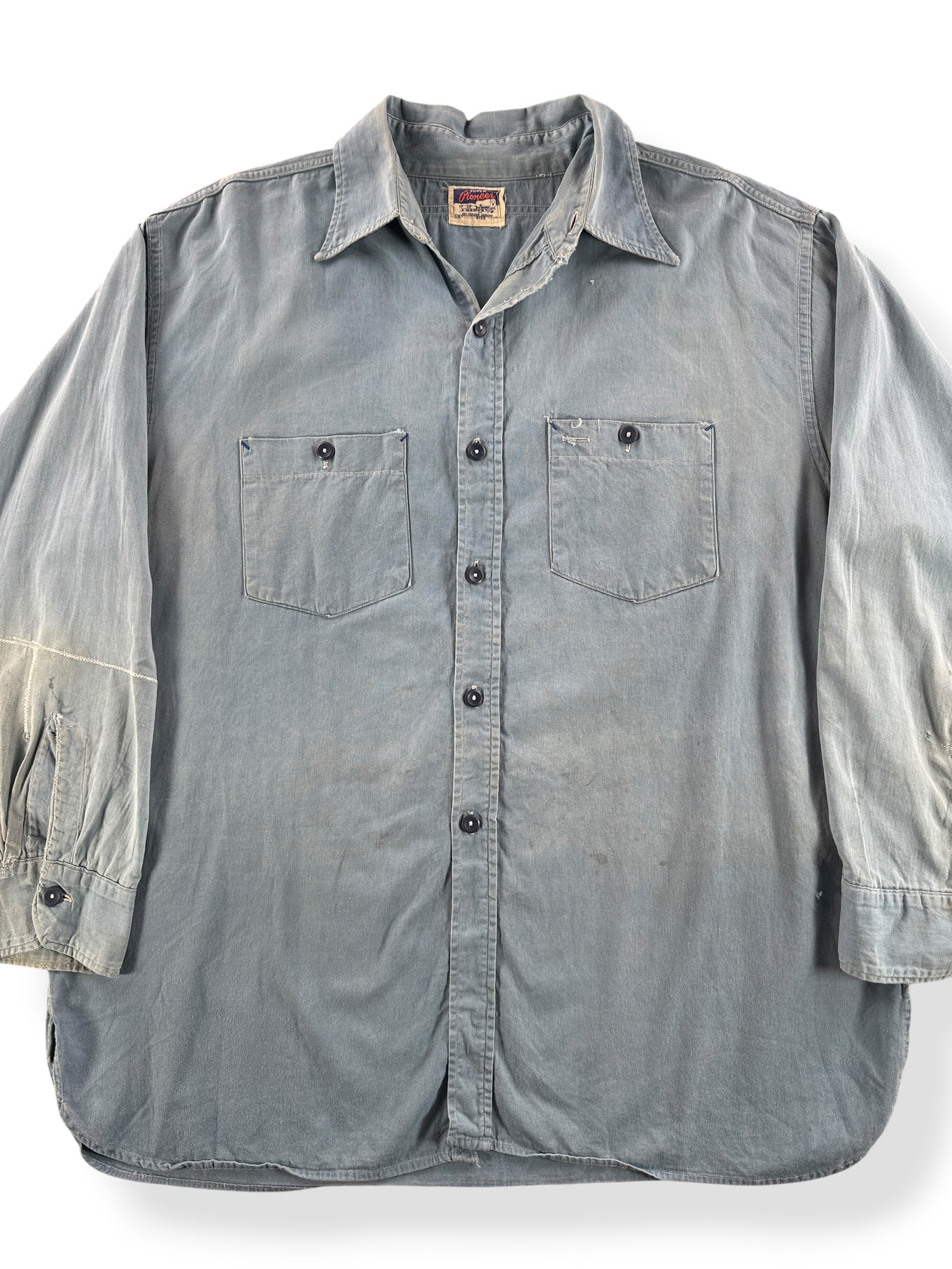 Front Close Up of Vintage 40s Super Pioneer Work Shirt SZ XL