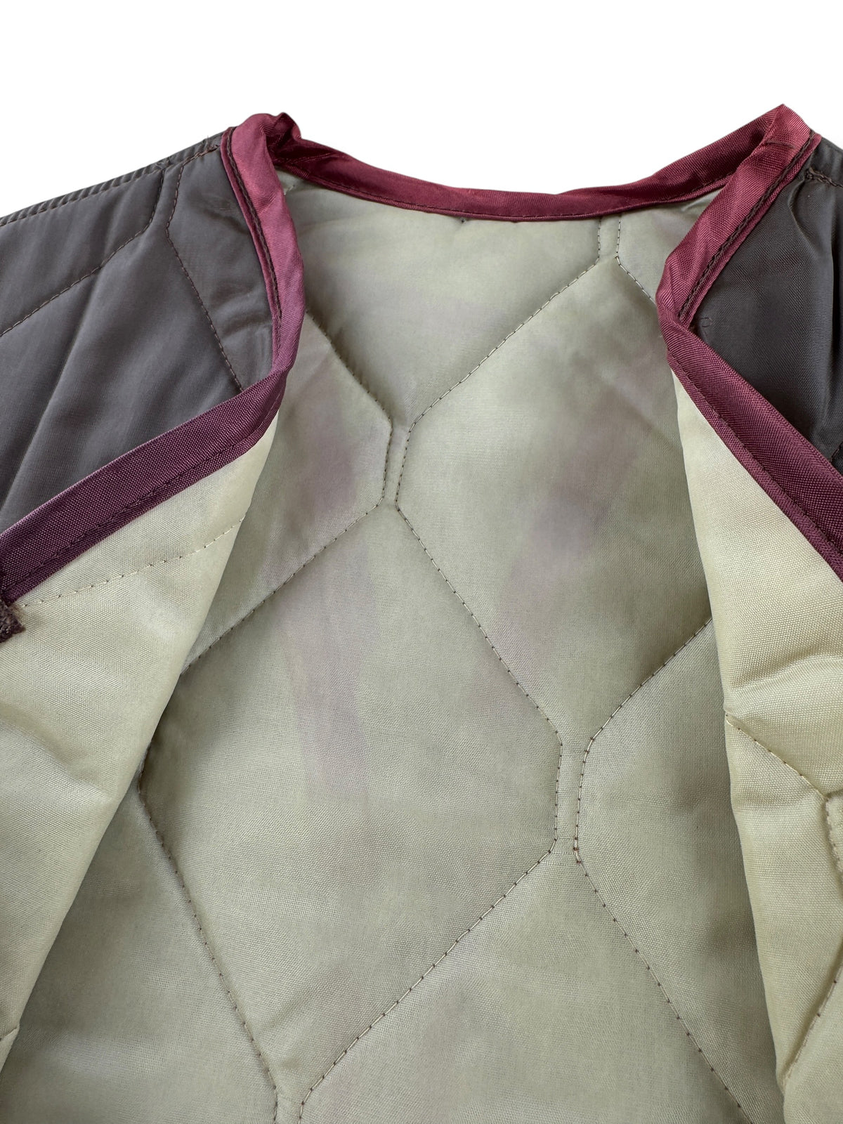 Staining on inside of Vintage NOS Beige Hollofil Reversible Vest SZ S