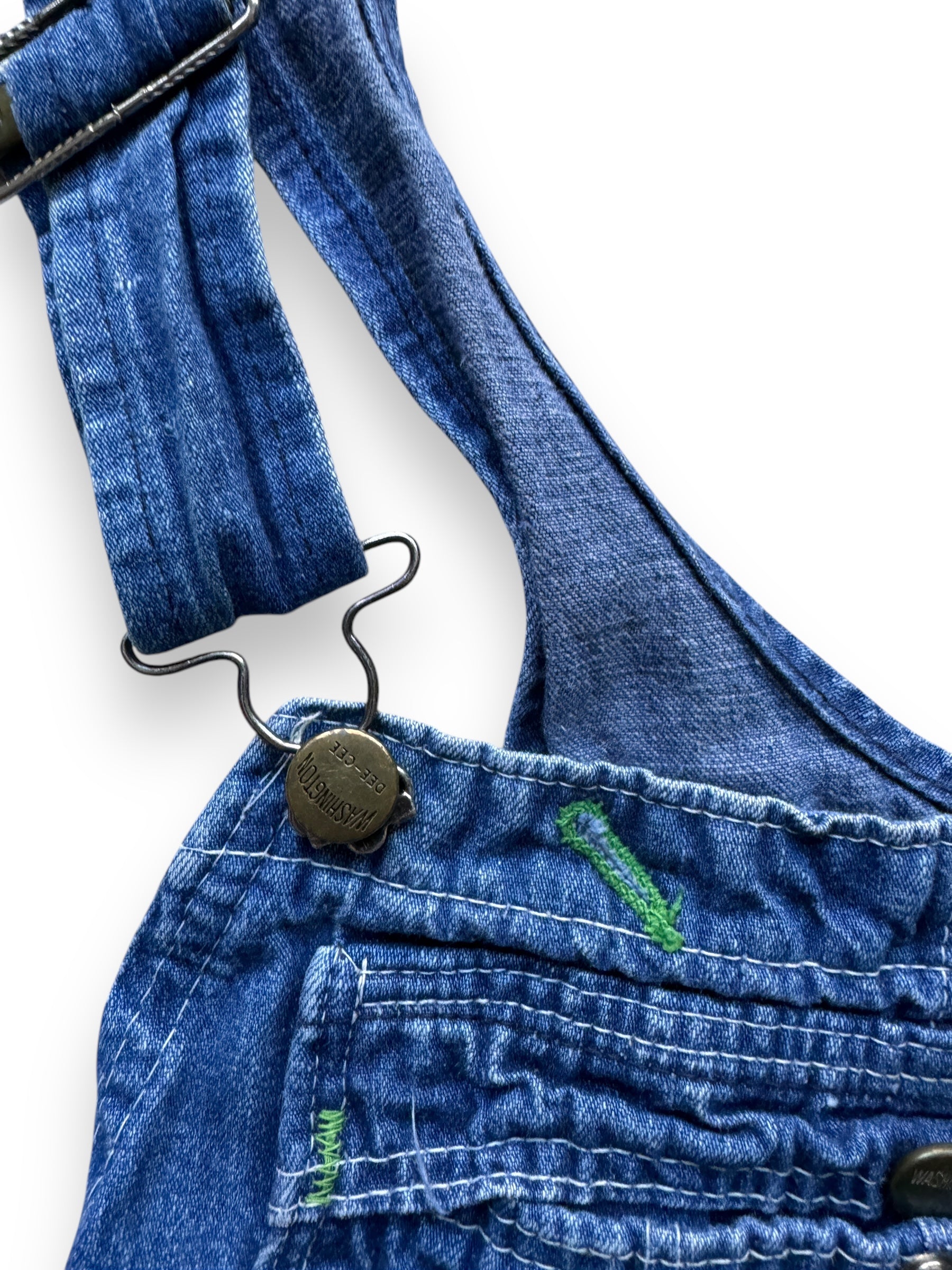 Right Clasp Button Detail on Vintage Dee Cee Denim Overalls W32