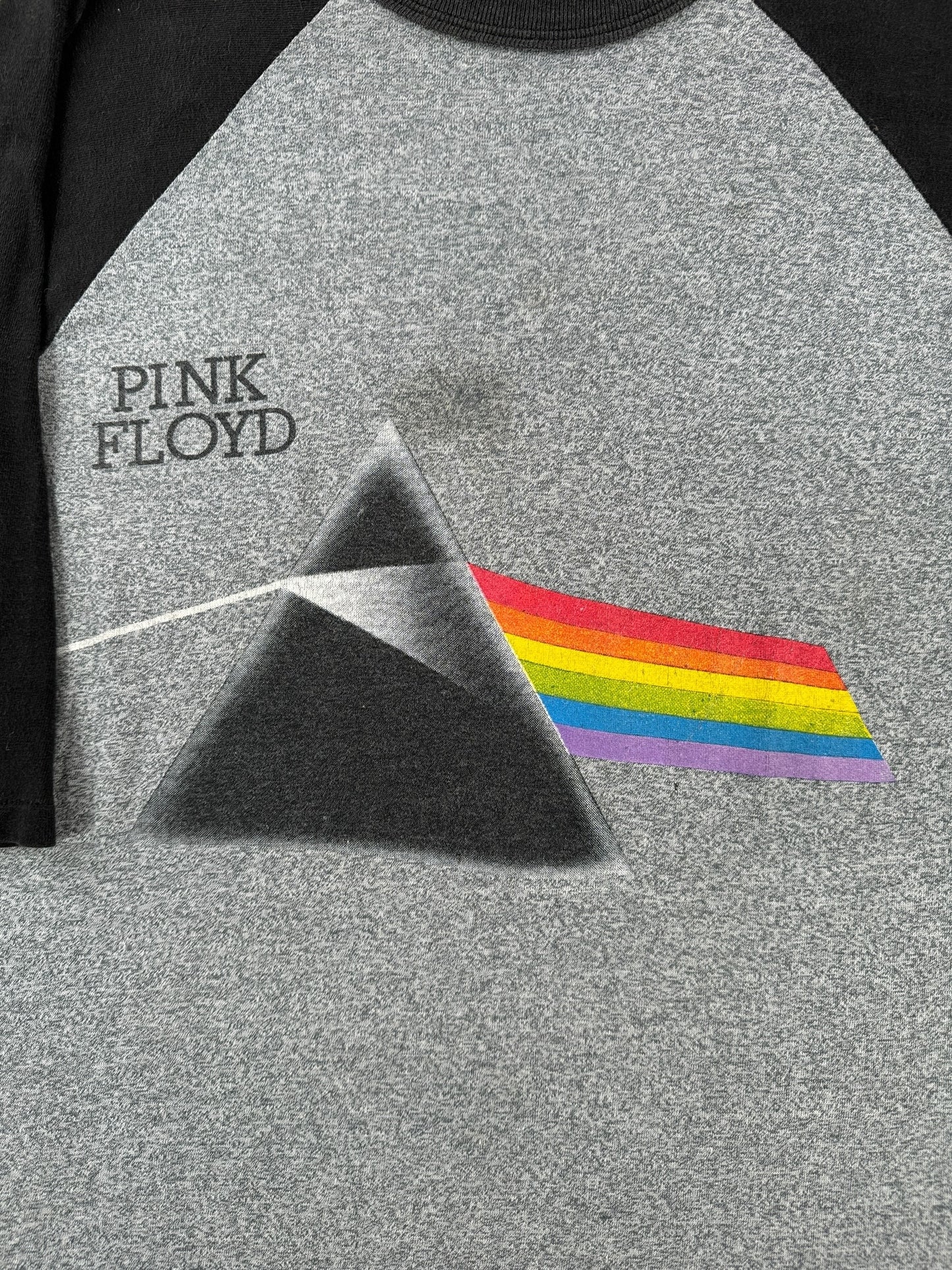 Front Graphic of Vintage Pink Floyd Dark Side of the Moon Raglan Tee SZ M