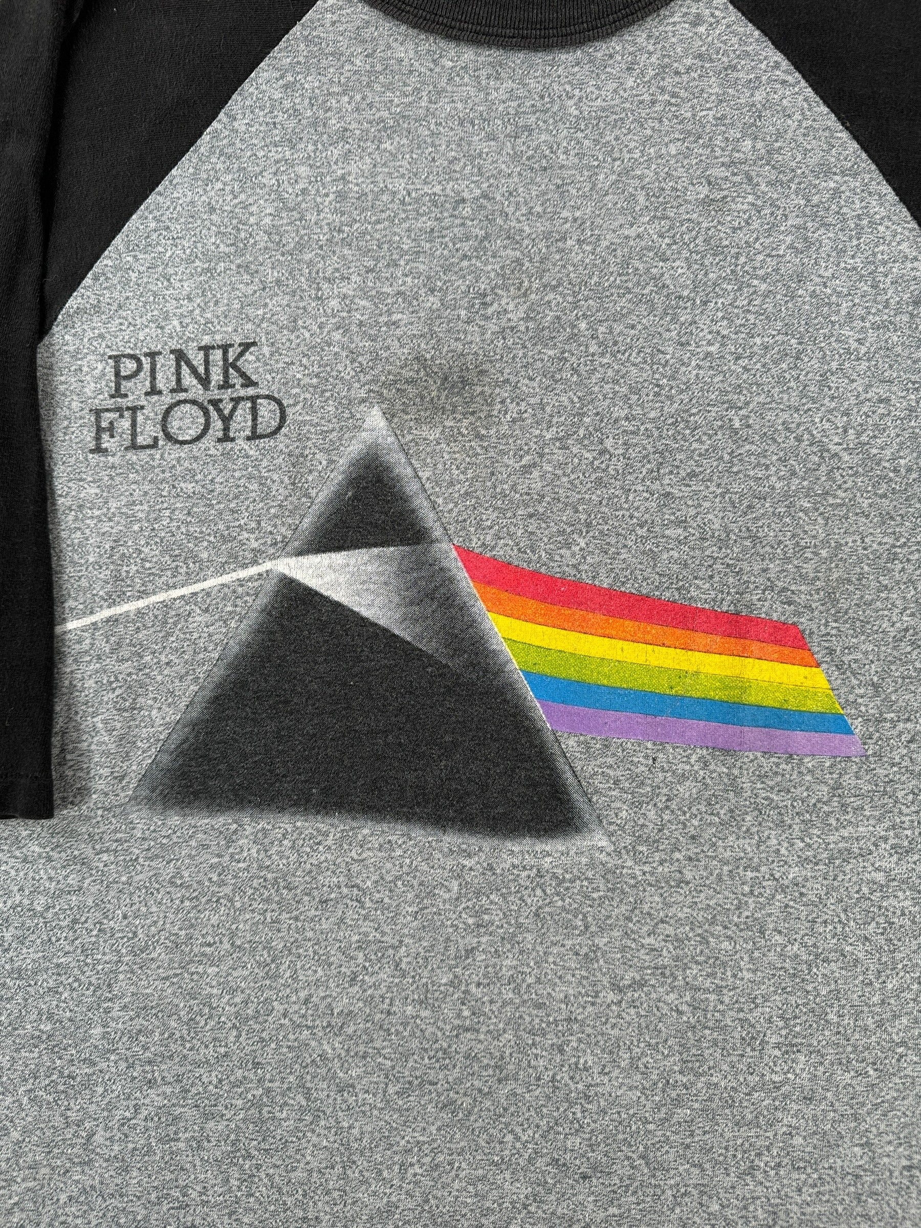 Front Graphic of Vintage Pink Floyd Dark Side of the Moon Raglan Tee SZ M
