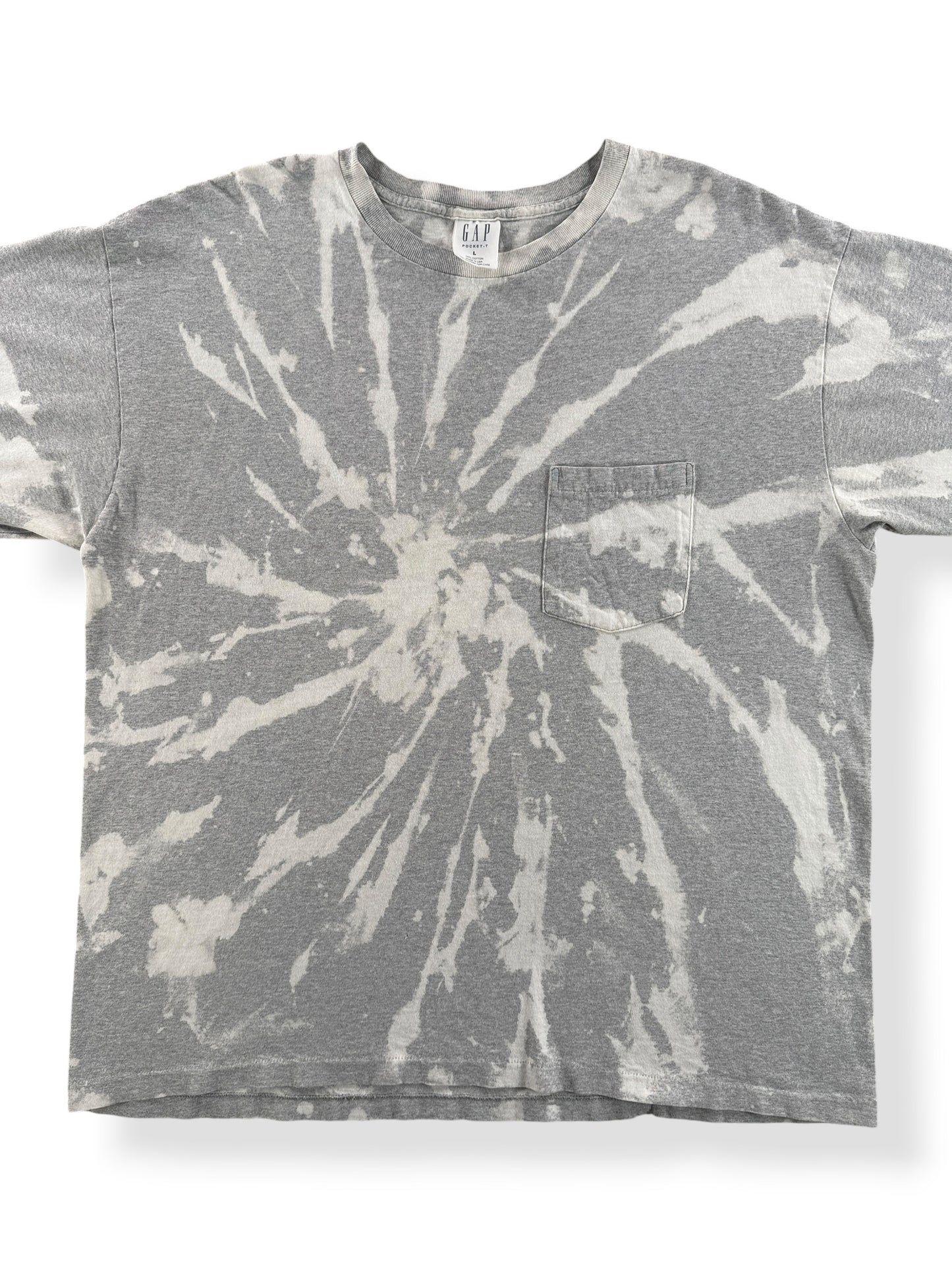 Front Close Up of Vintage Gap Tie Dyed Pocket Tee SZ L