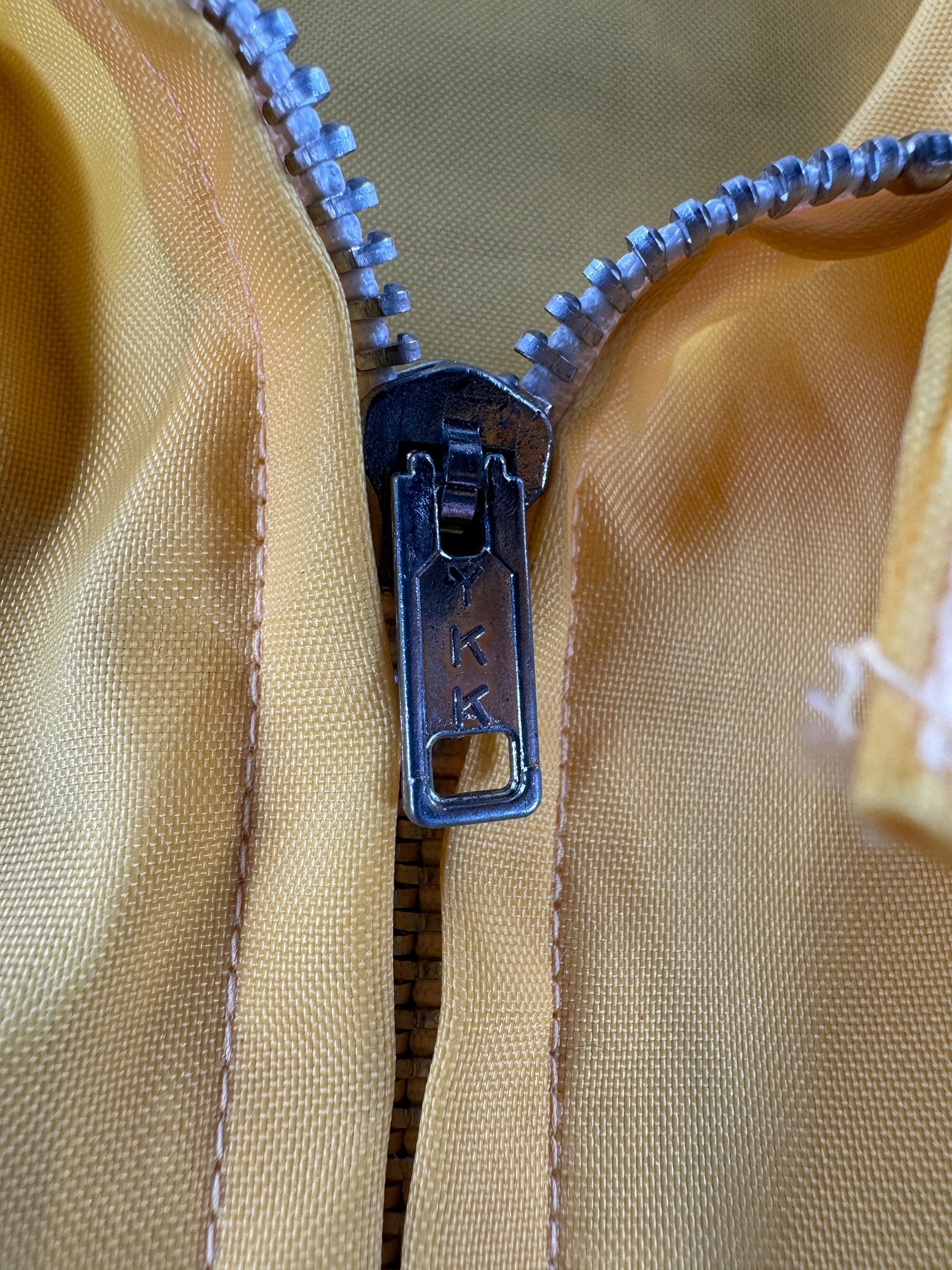 Zipper on Vintage Boeing 737 Cowboy Windbreaker SZ M