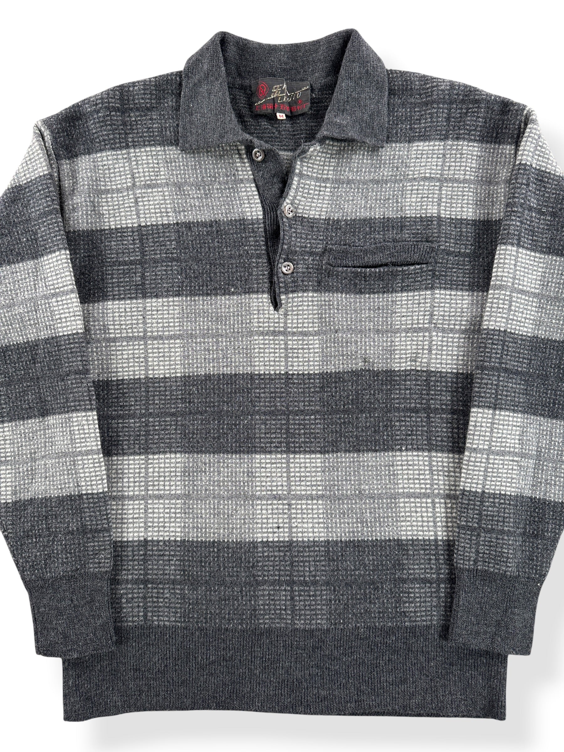 Front Close Up of Vintage Le Jiu Knit Pullover Shirt SZ M (Fits XS)