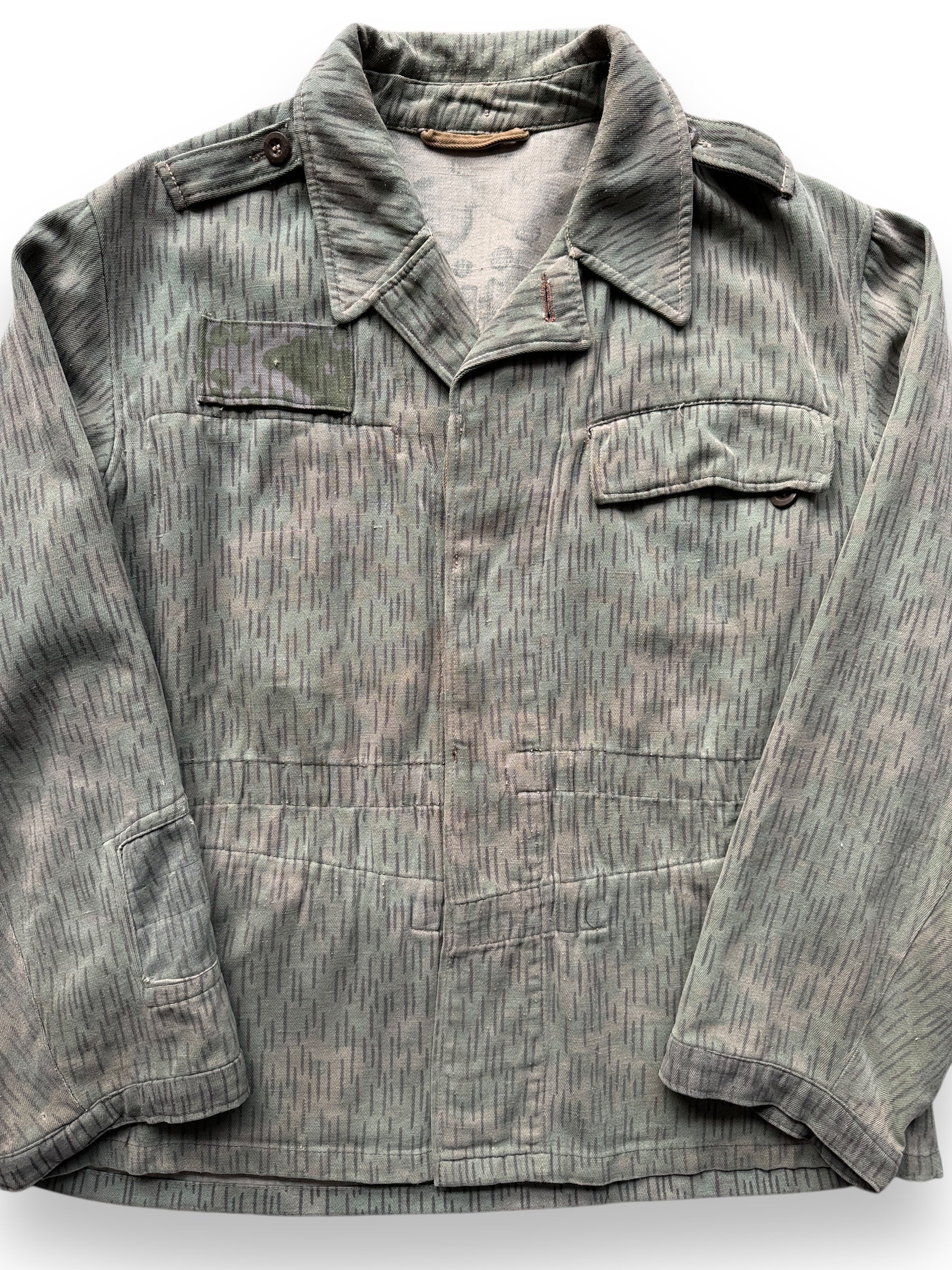 front close up of Vintage Slovakian Military Rain Camo Jacket SZ L