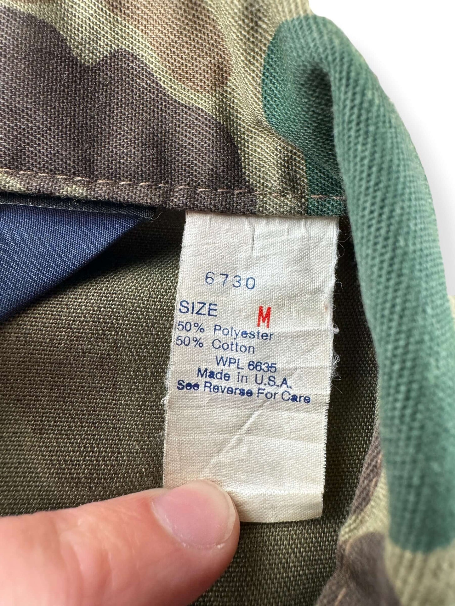 Tag on Vintage Woolrich Duck Camo Jacket SZ M - AS IS