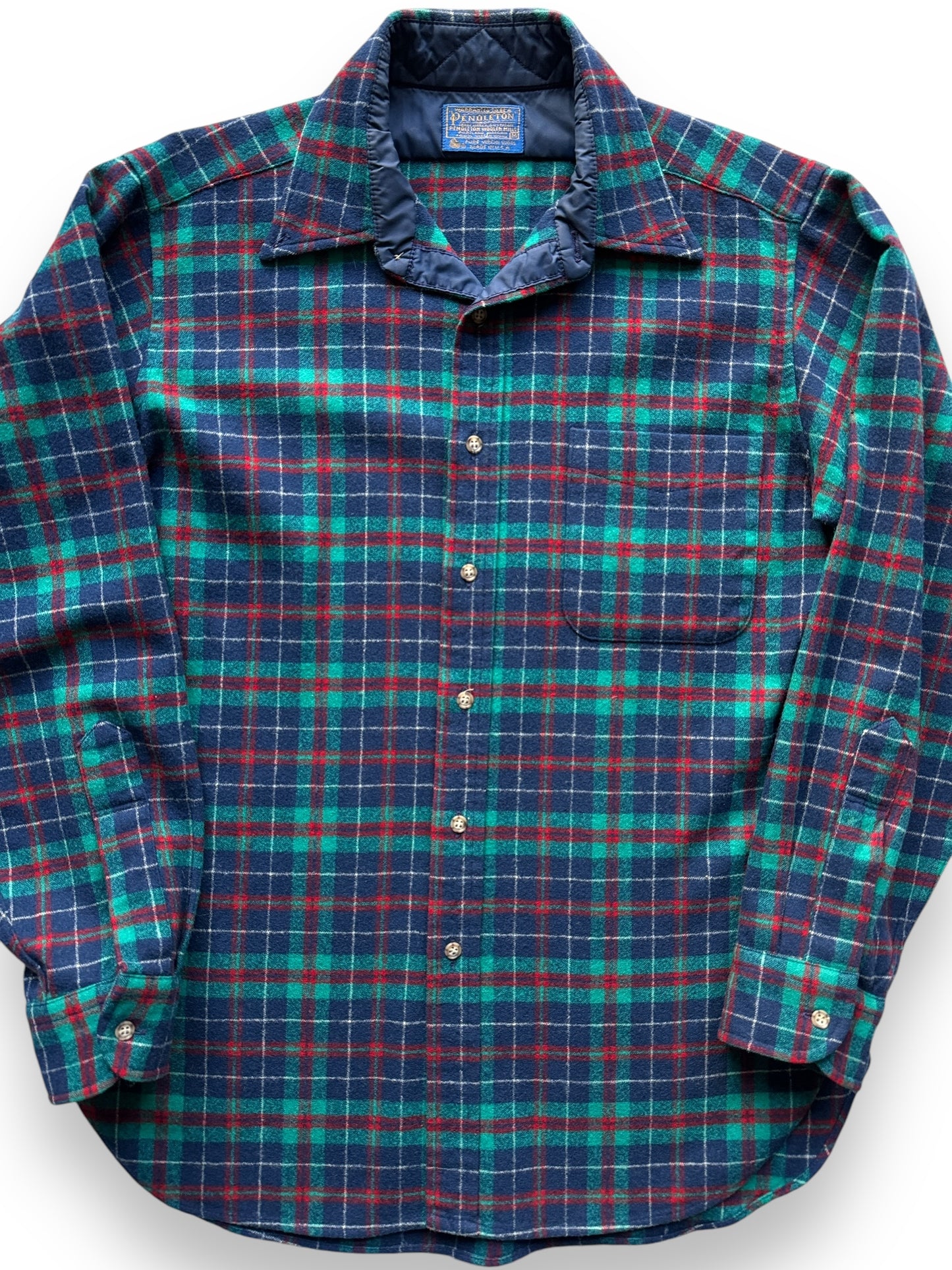 front close up of Vintage Pendleton Machardy Tartan Plaid Flannel SZ M