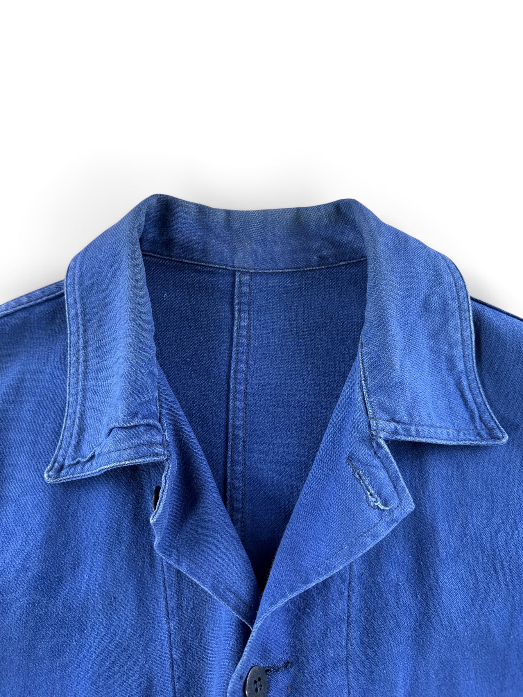 Collar on Vintage French Chore Coat SZ M