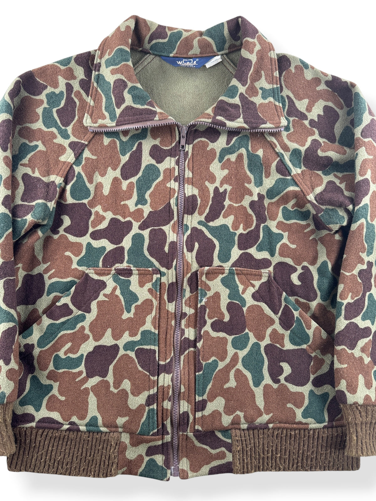 Close-up of Vintage Woolrich Duck Camo Bomber Jacket SZ M