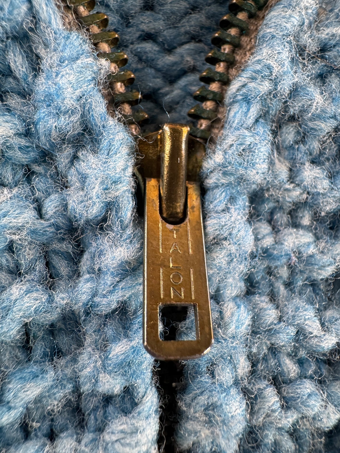 Zipper on Vintage Canadian Goose Cowichan Style Sweater SZ M