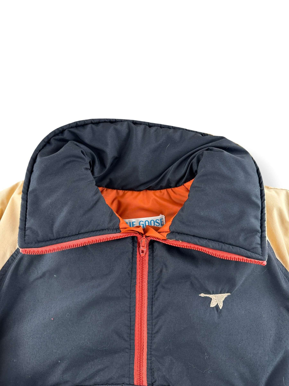 Collar on Vintage 1970s Blue Goose by Sportcaster Women's Puffer Jacket M