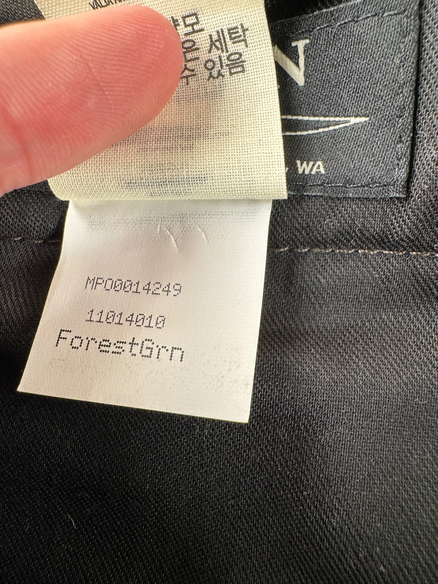Label on Filson Forest Green Mackinaw Wool Field Pants W36 (Fits W38)