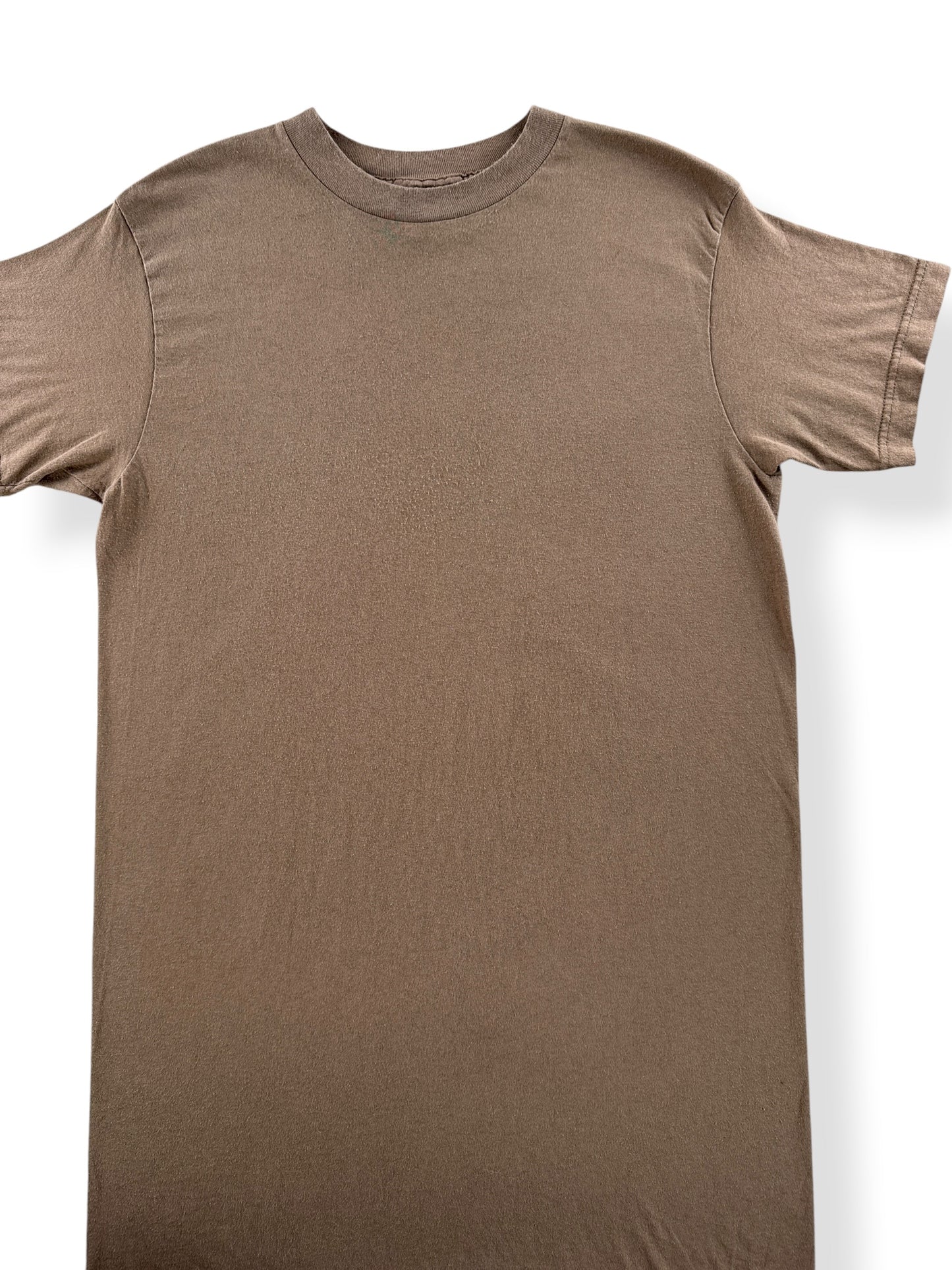 Front Close Up of Vintage Brown Military Tee SZ L (Fits M)