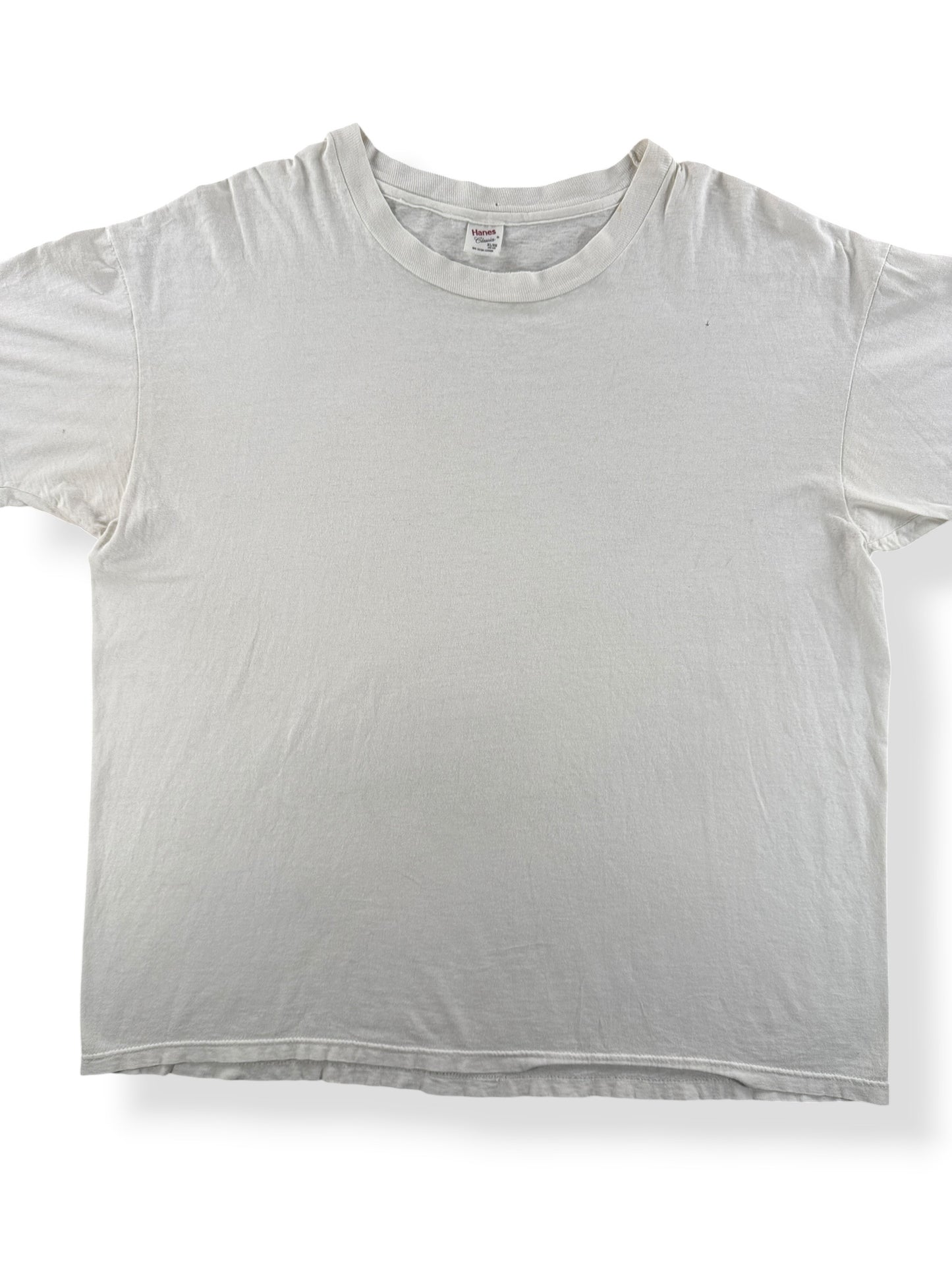 Front Close Up of Vintage Hanes 100% Cotton White Blank Tee SZ XL