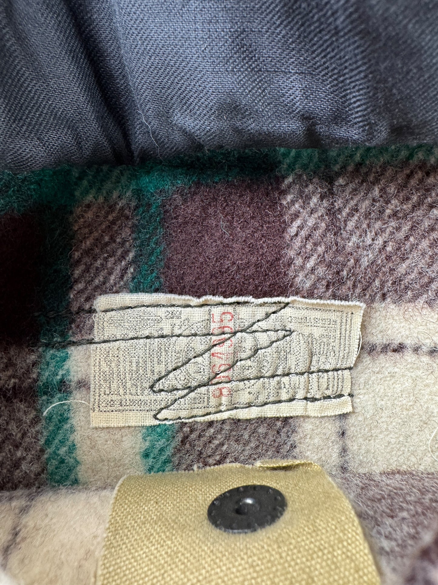 Union Tag on Vintage 1951 Filson Peppermint Patty Mackinaw Cruiser Jacket SZ XL