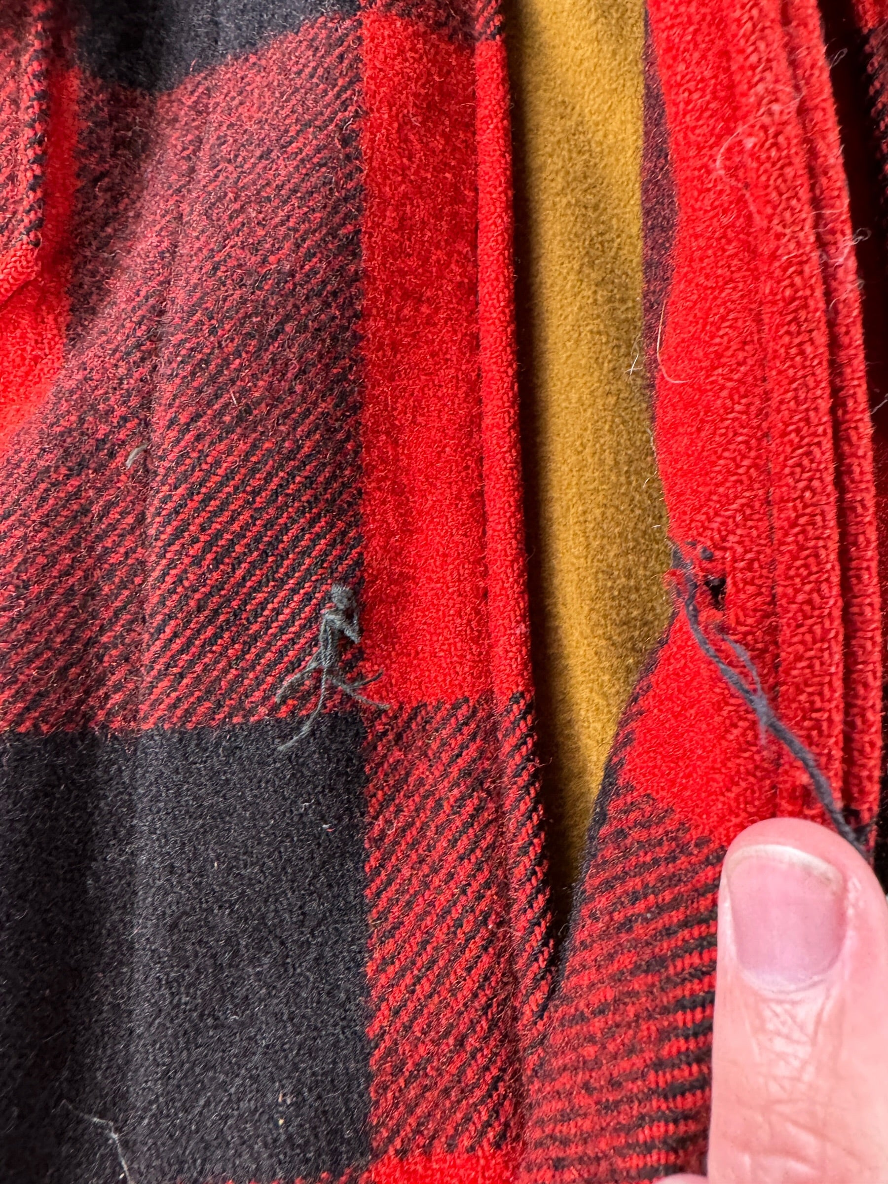 Missing Button on Vintage 40s/50s Woolrich 2 Piece Hunting Set