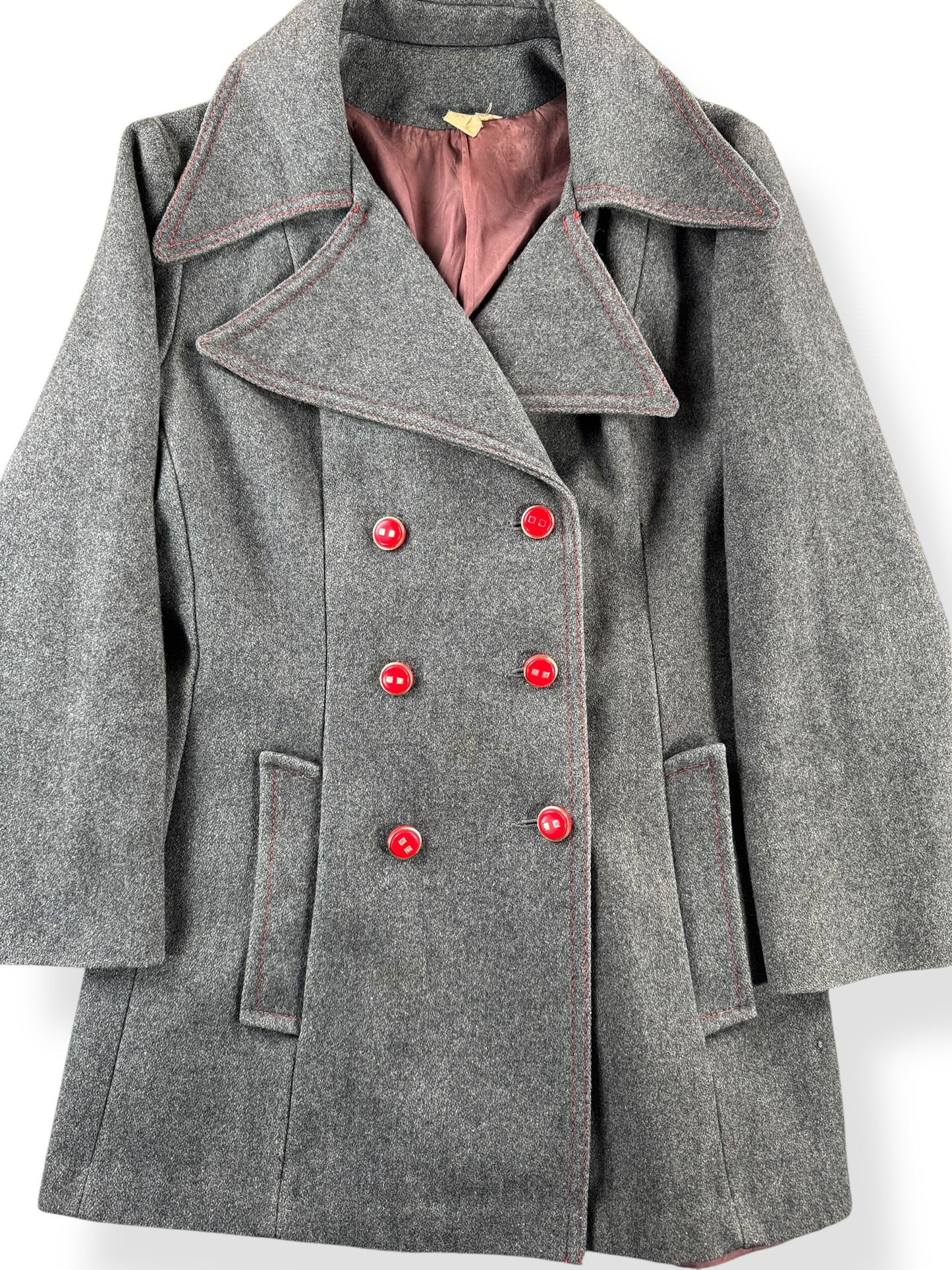 Front Close Up of Vintage 70s Grey Coat with Red Details SZ M