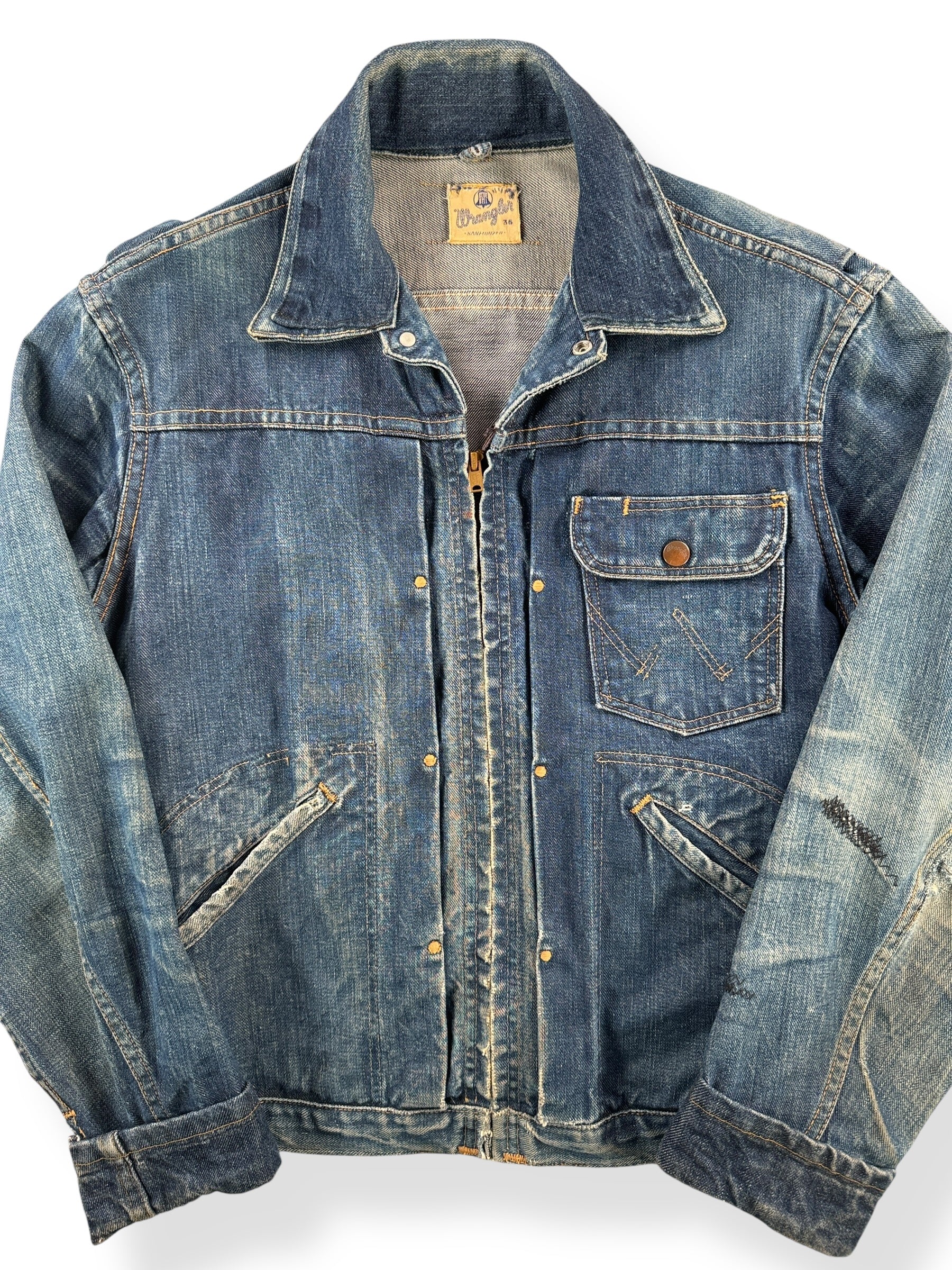 Front Close Up of Vintage Wrangler Blue Bell 11MJZ Trucker Jacket SZ 36