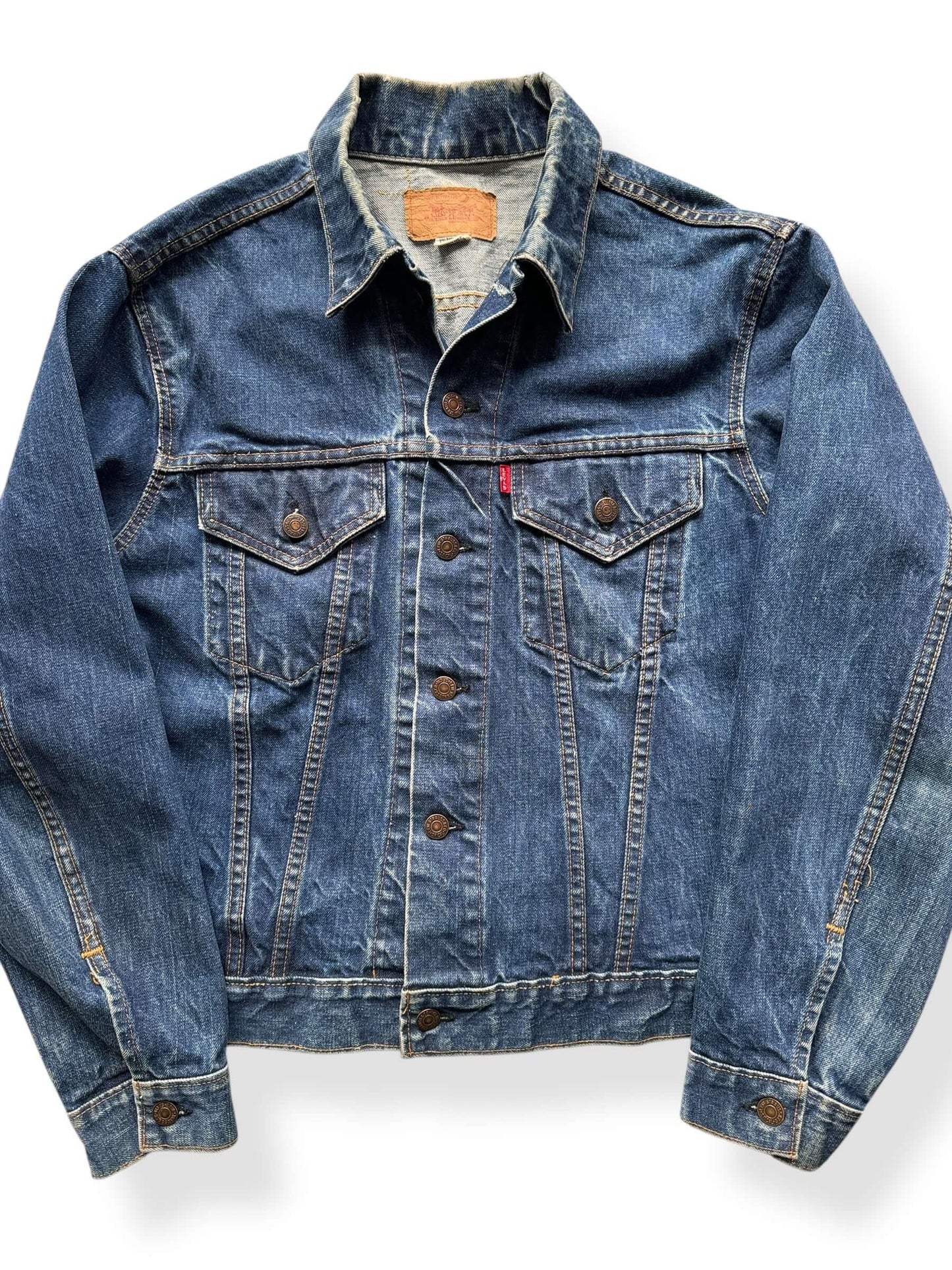 Front Close Up of Vintage Late 60s-Early 70s Big E Levis 70505 Denim Jacket SZ 44