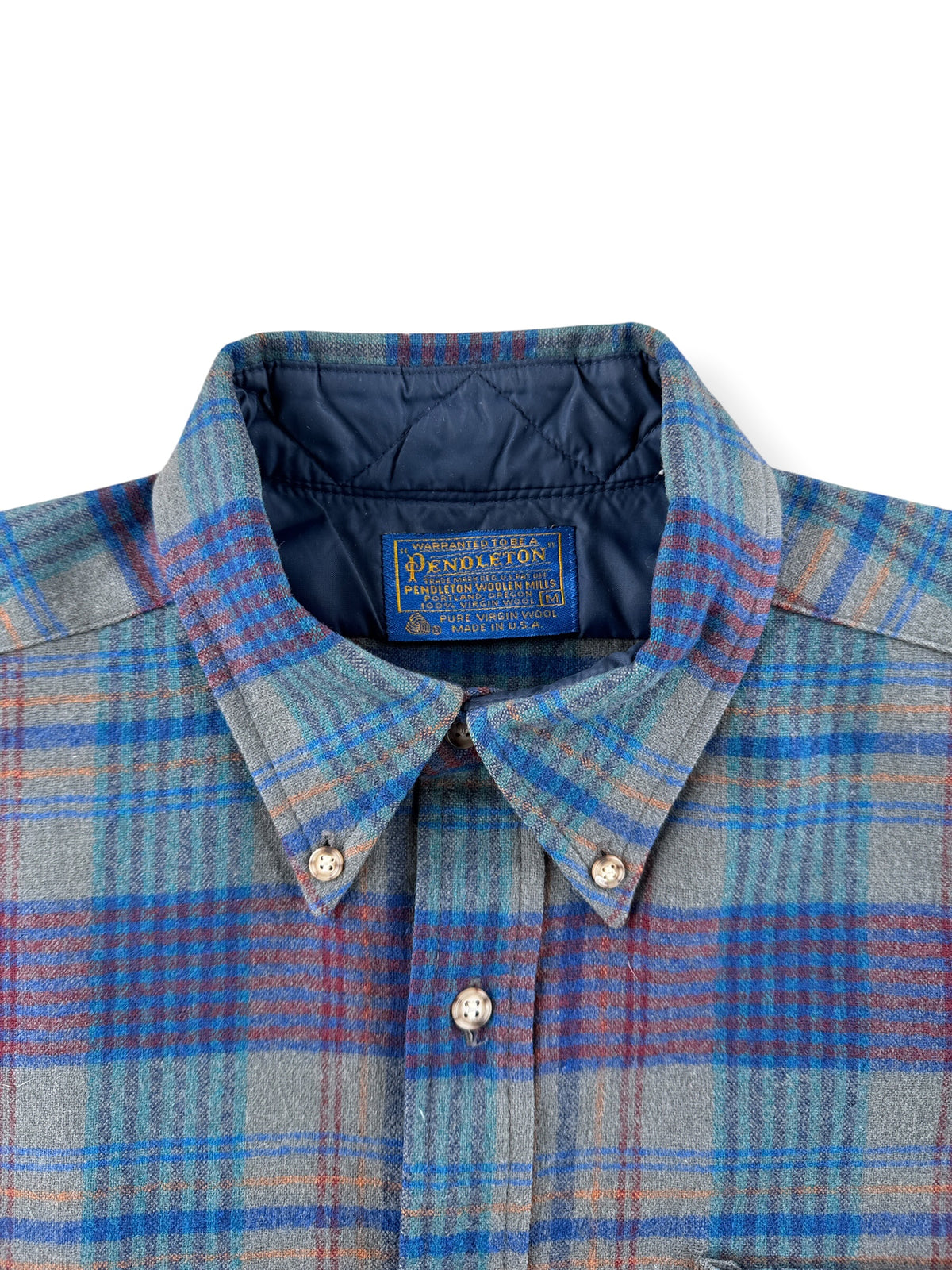 Collar on Vintage Pendleton Blue Plaid Flannel SZ M