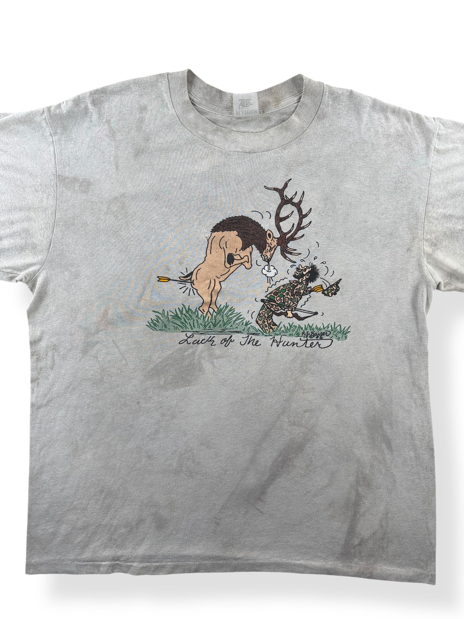 Front Close Up of Vintage "Luck of the Hunter" Tee SZ XL