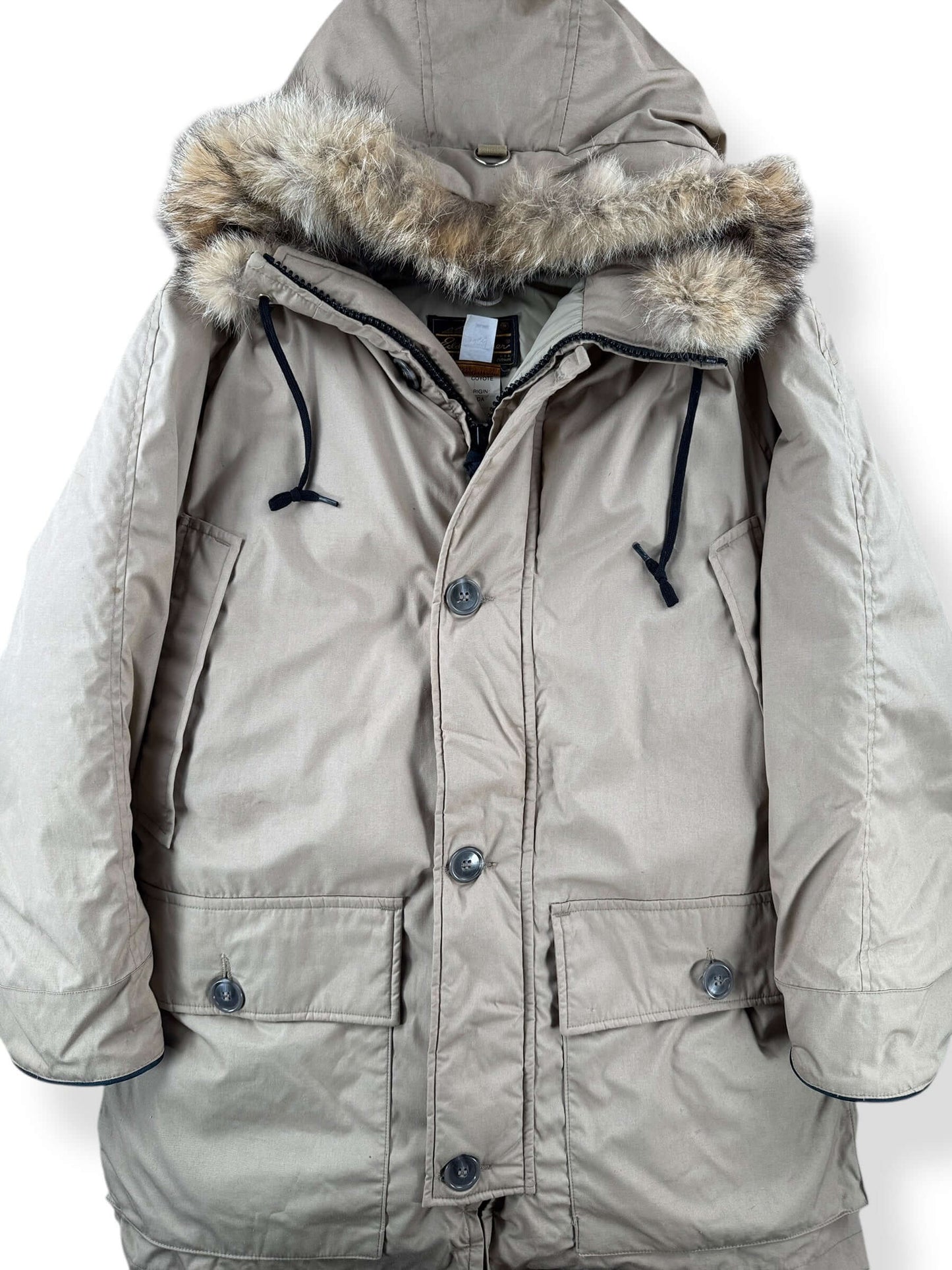 Front Close Up of Vintage Eddie Bauer Coyote Fur Trimmed Polar Parka SZ M