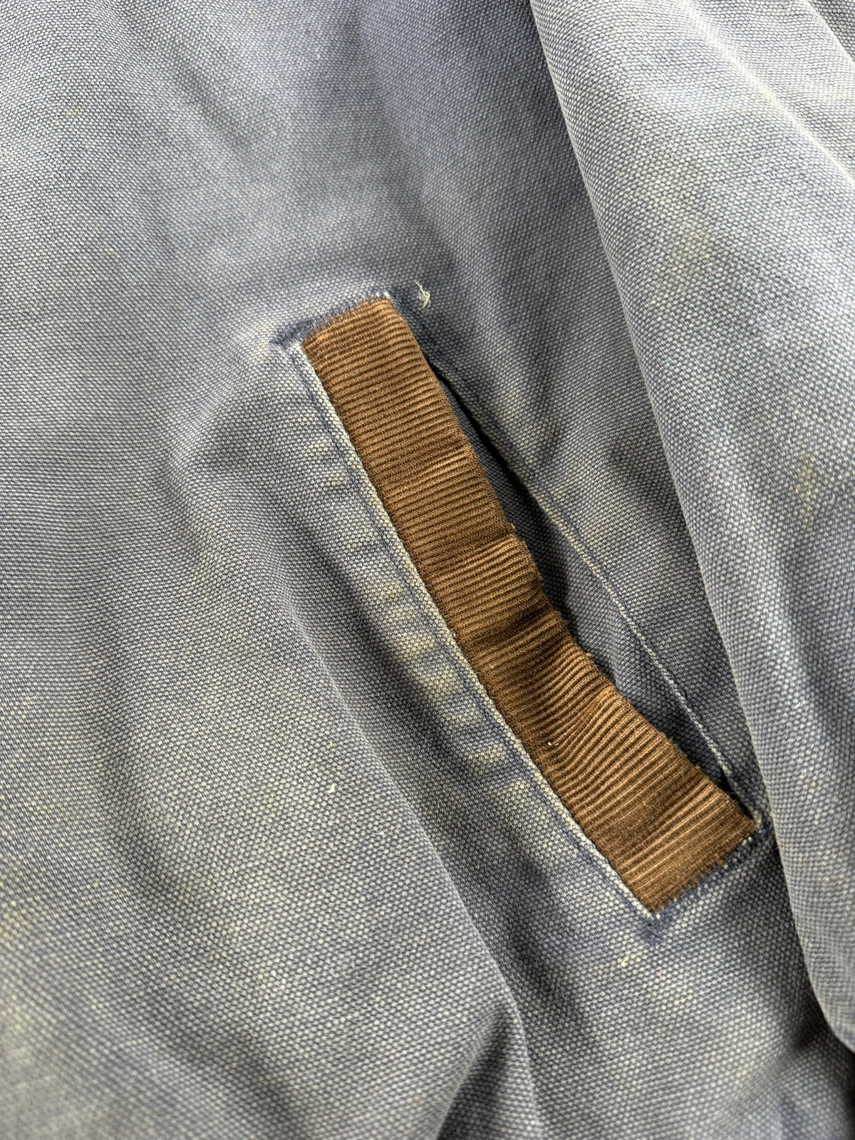 Pocket ribbing on Vintage Holloway Navy Work Jacket SZ L