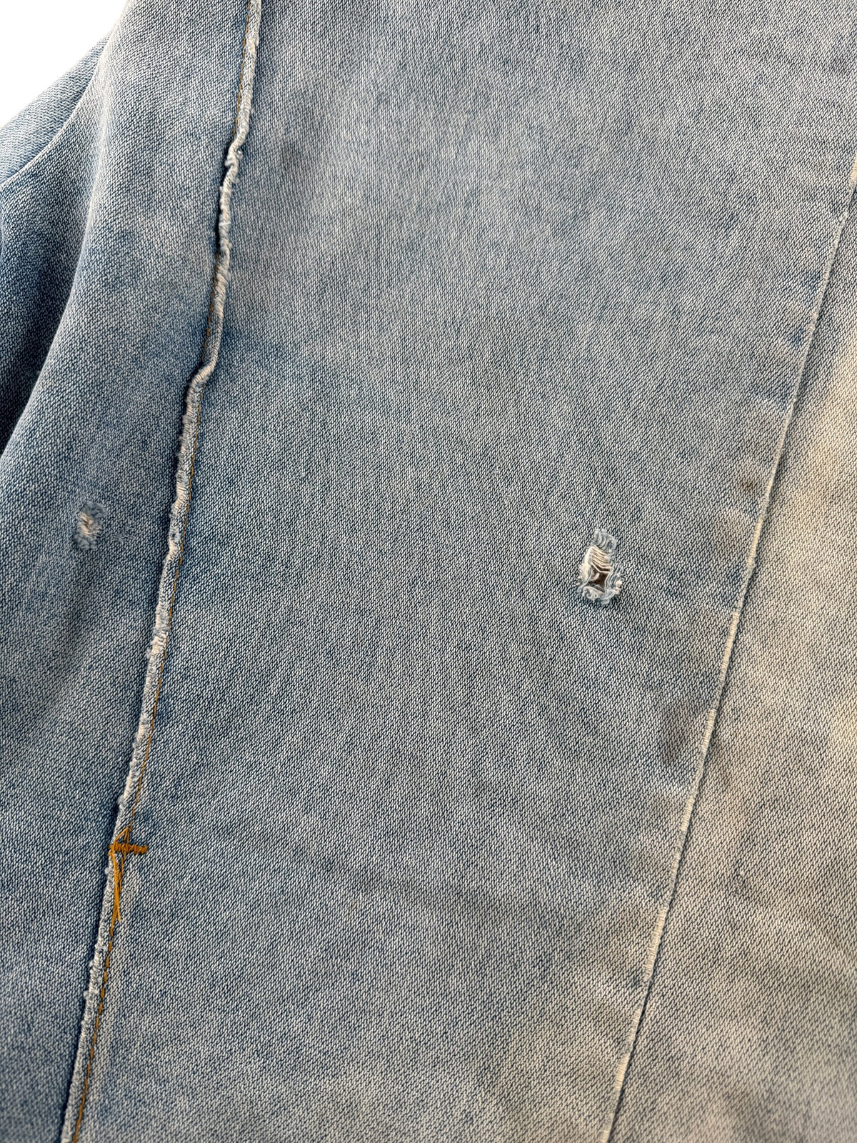 Holes on back of Vintage 70s Faded Key Denim Jacket SZ L