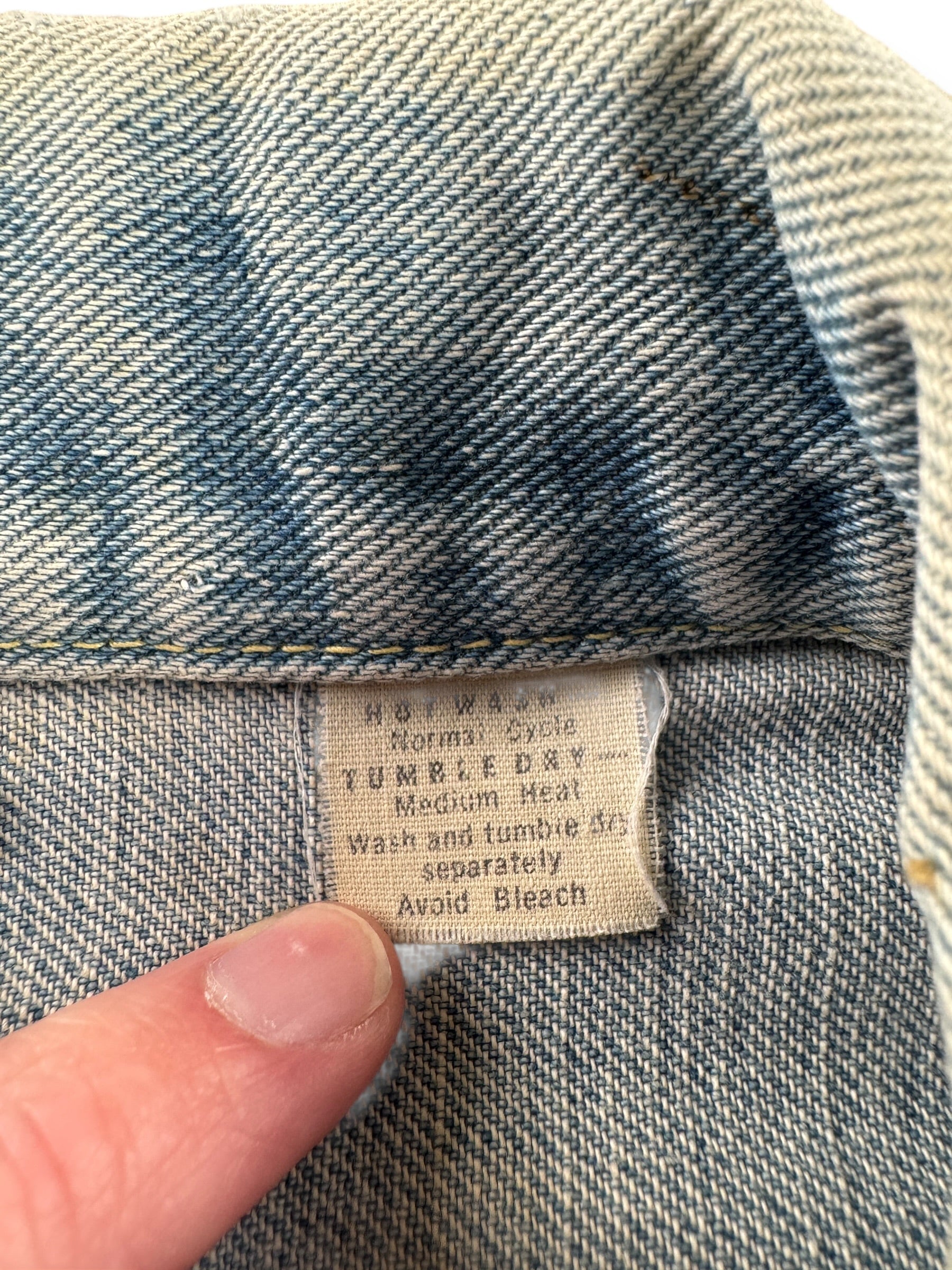 Tag on Vintage Lee Union Made 101J Denim Trucker Jacket SZ L