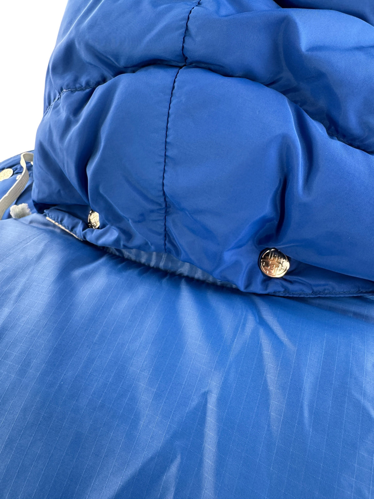 Back of hood on Vintage 70s REI Puffer Jacket SZ S
