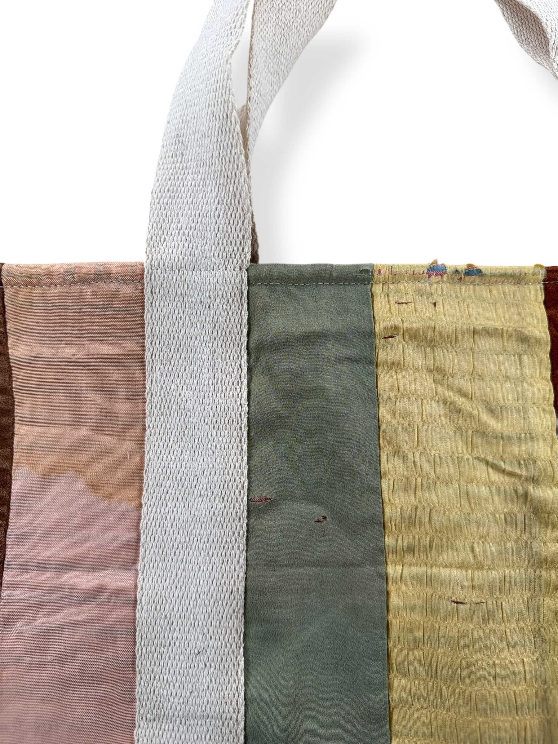 Staining on Fabric of Archive Craft X Barn Owl Vintage Quilt Tote Bag