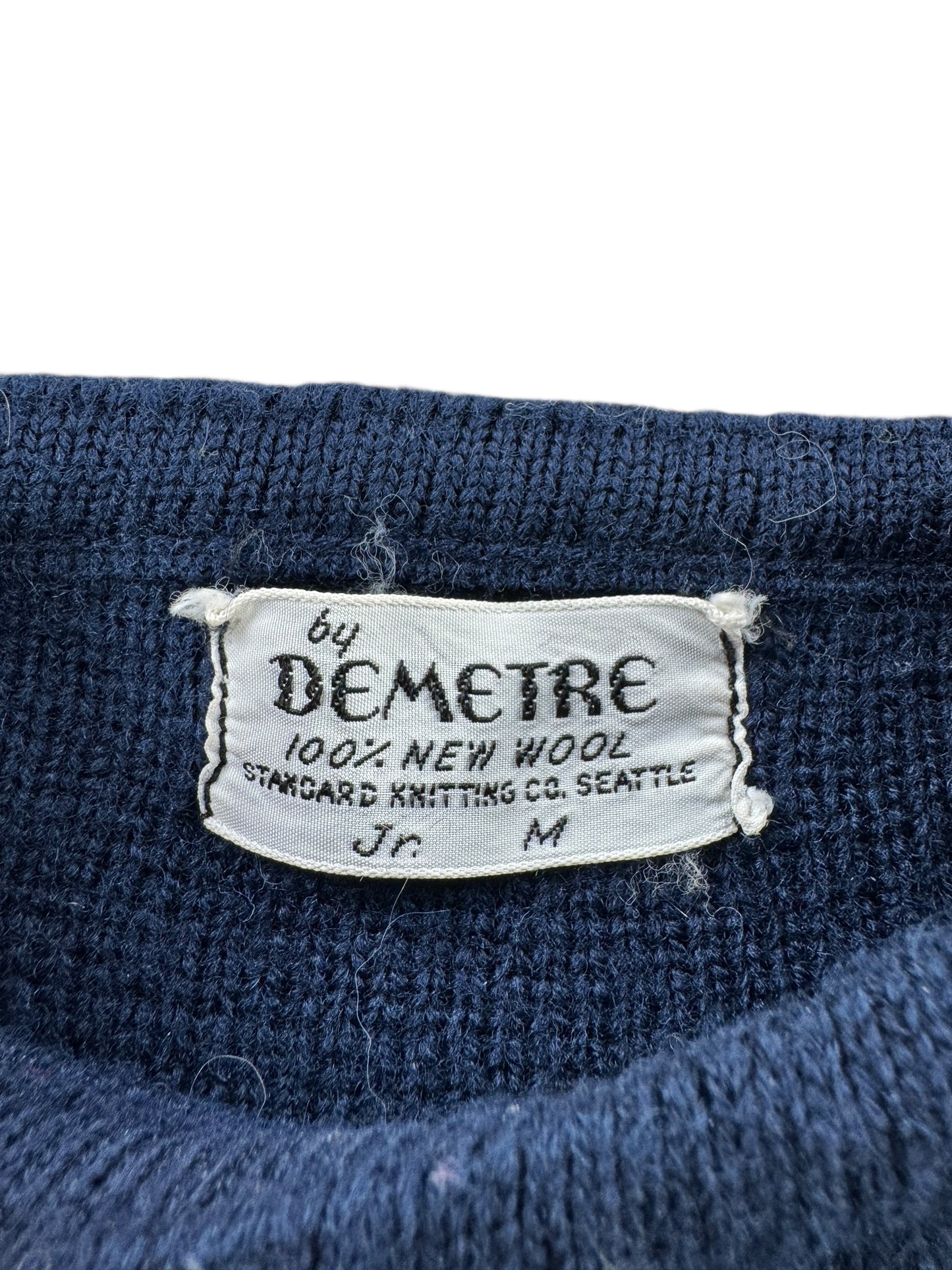 Label on Vintage Navy & Red Demetre Seattle Ski Sweater SZ Kids M (Fits XS)