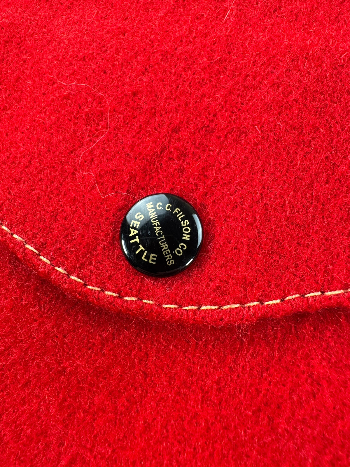 Button on Filson Limited Edition 1897 Collection Scarlet Cruiser SZ L