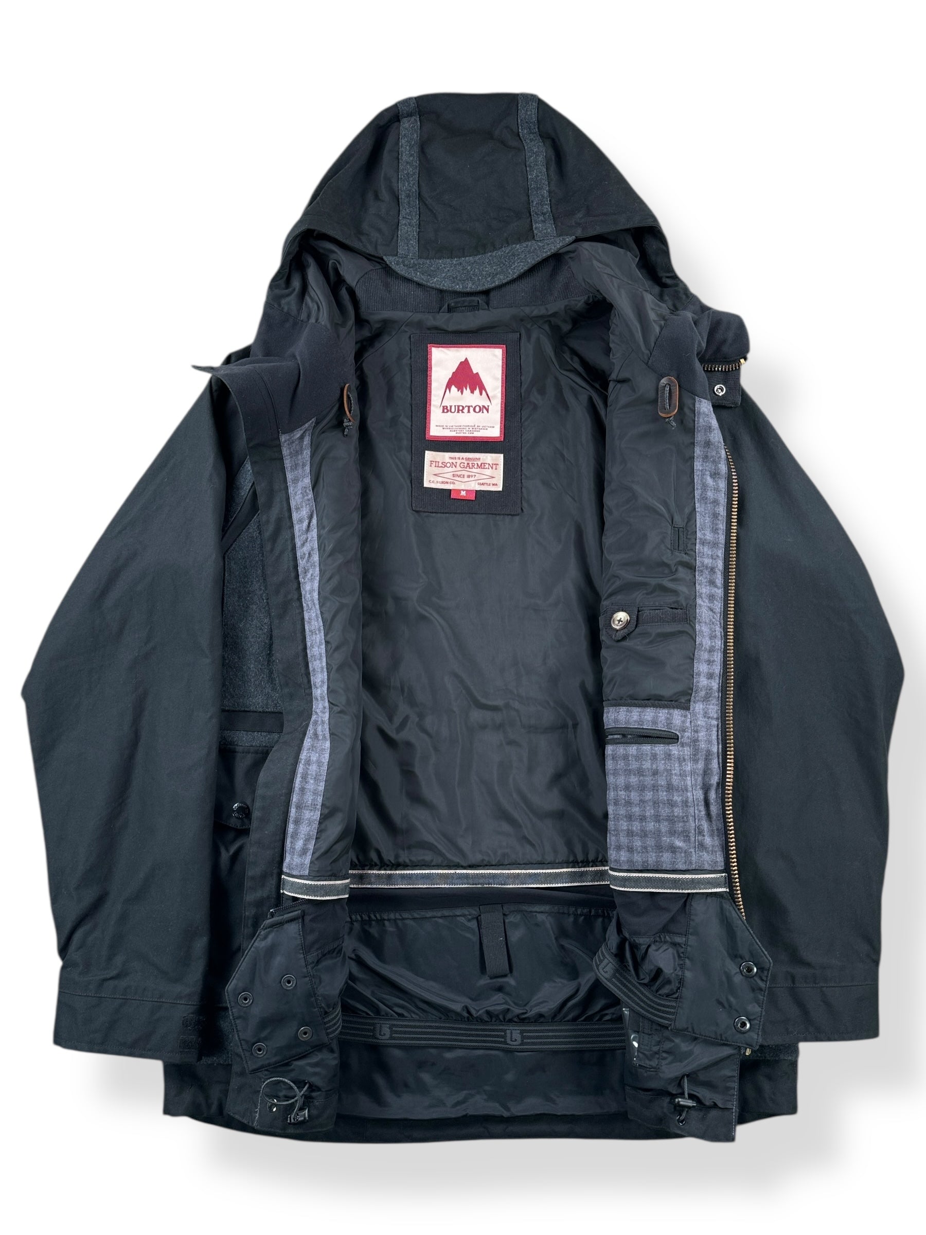 Inside of Filson x Burton Hellbrook Jacket SZ M