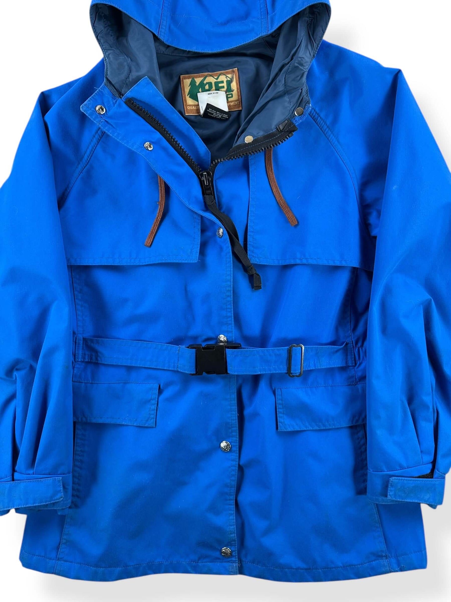 Front Close Up of Vintage Ladies REI Blue Jacket SZ L